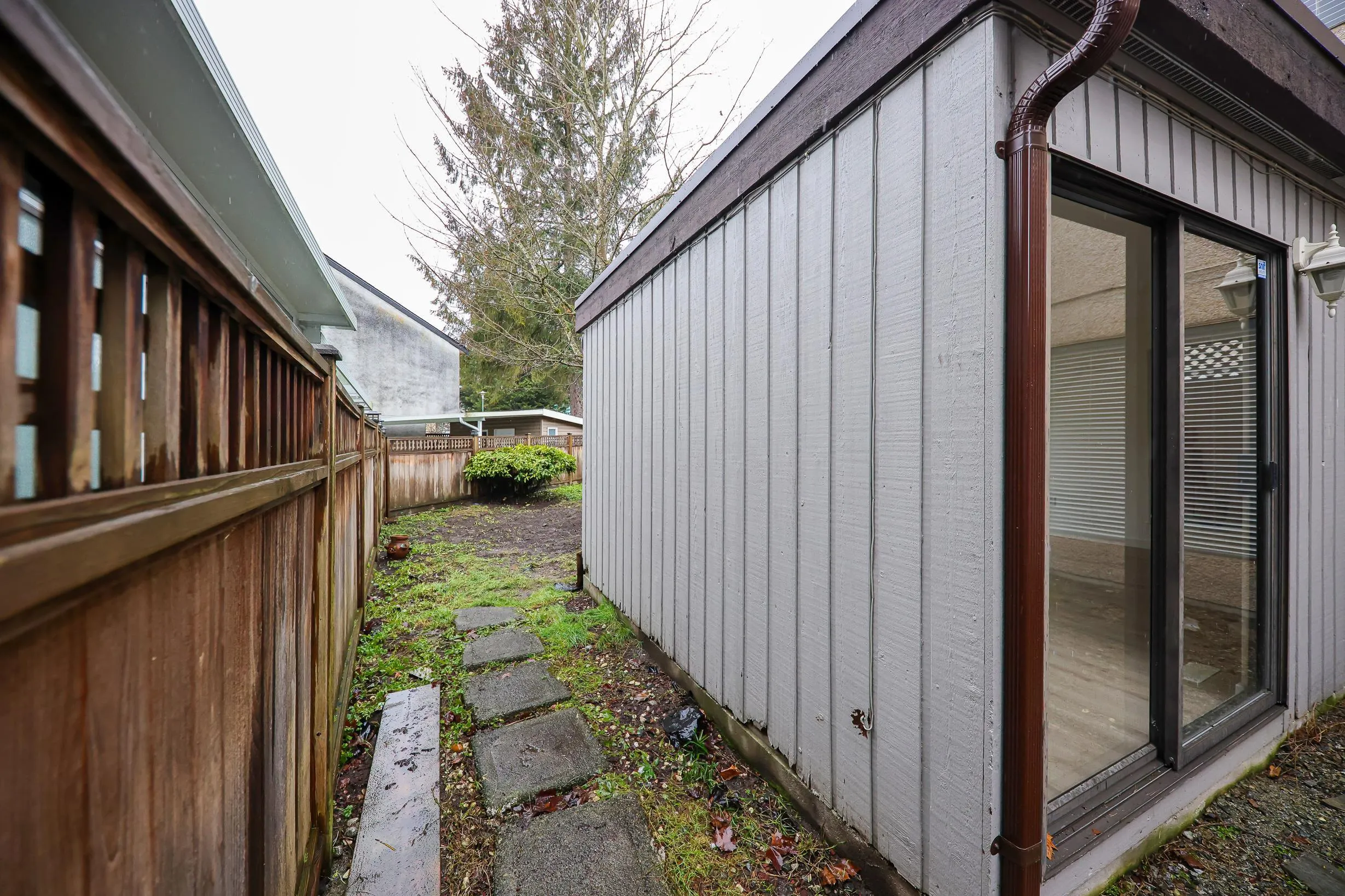 864 Pinebrook Place