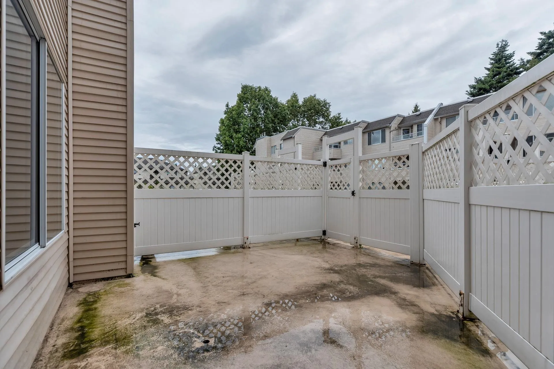 109 8751 General Currie Road