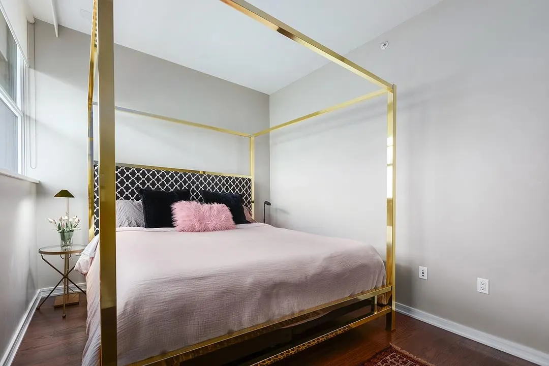 605 123 W 1st Avenue