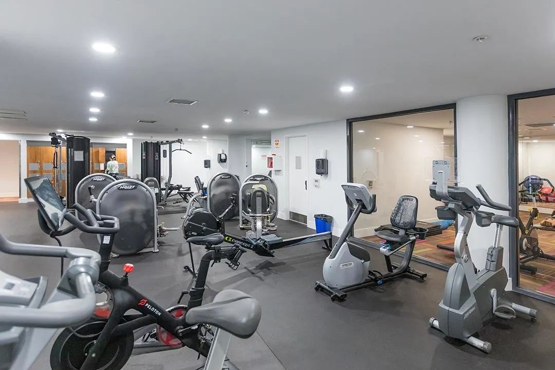 605 123 W 1st Avenue