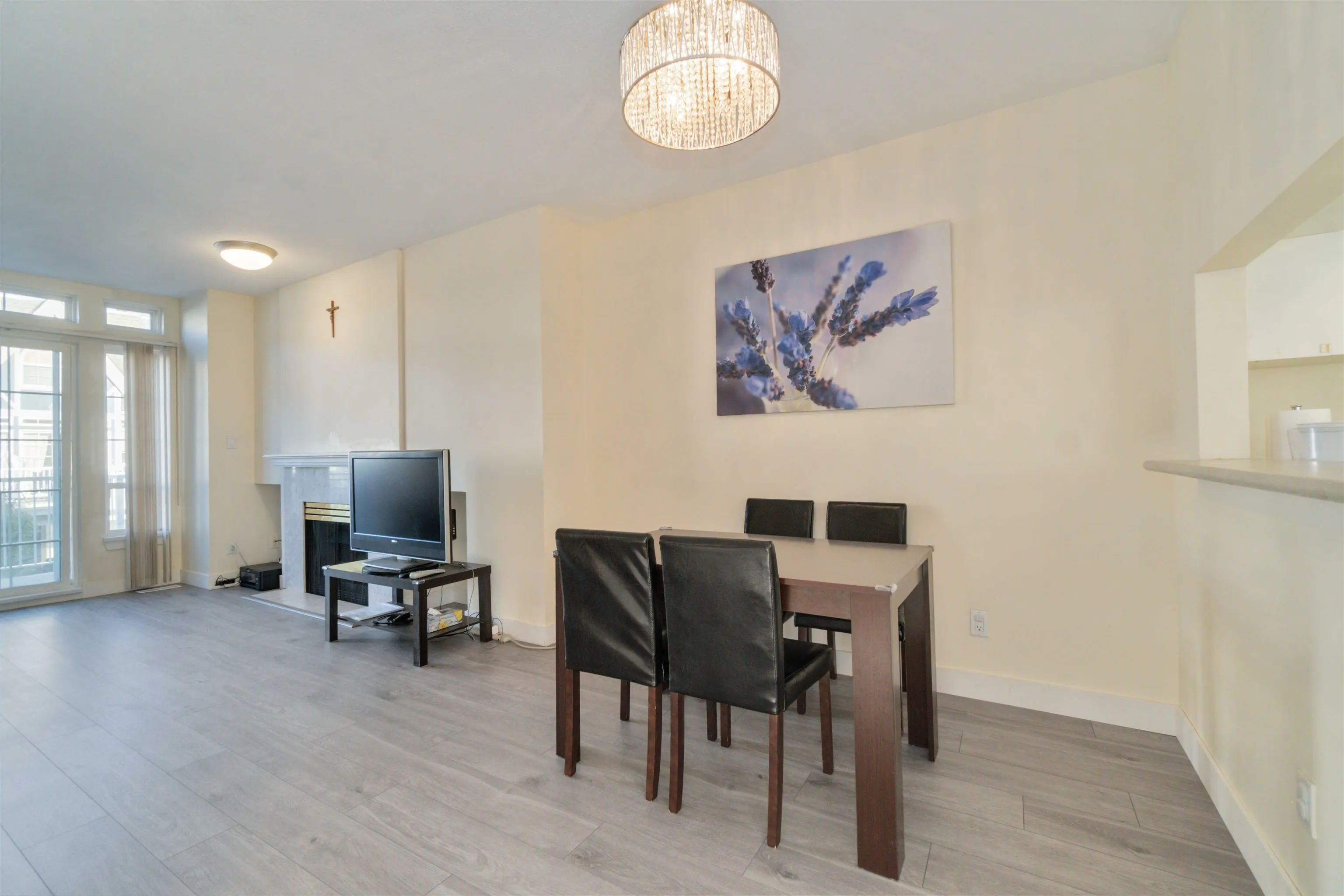 60 11571 Thorpe Road