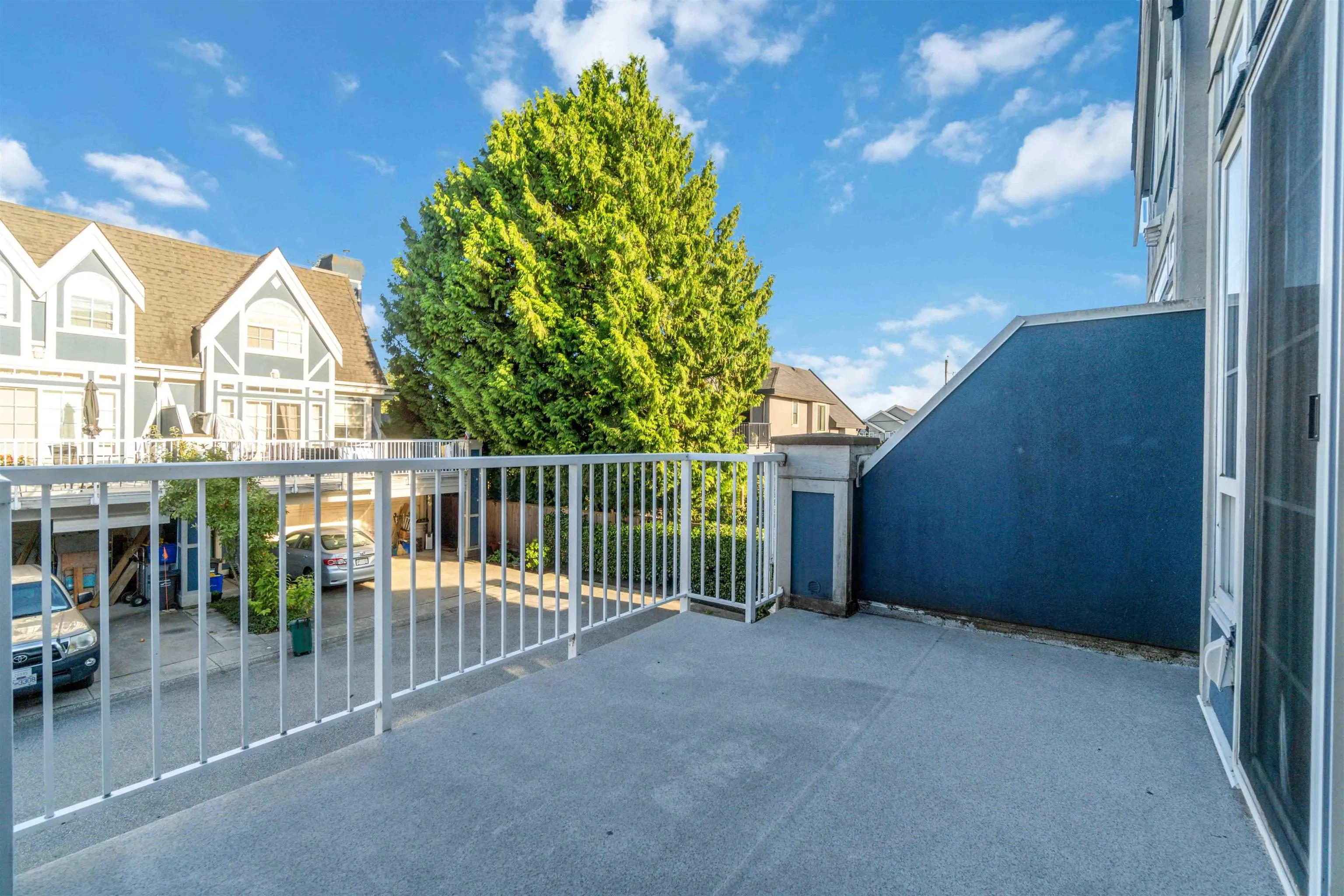 60 11571 Thorpe Road