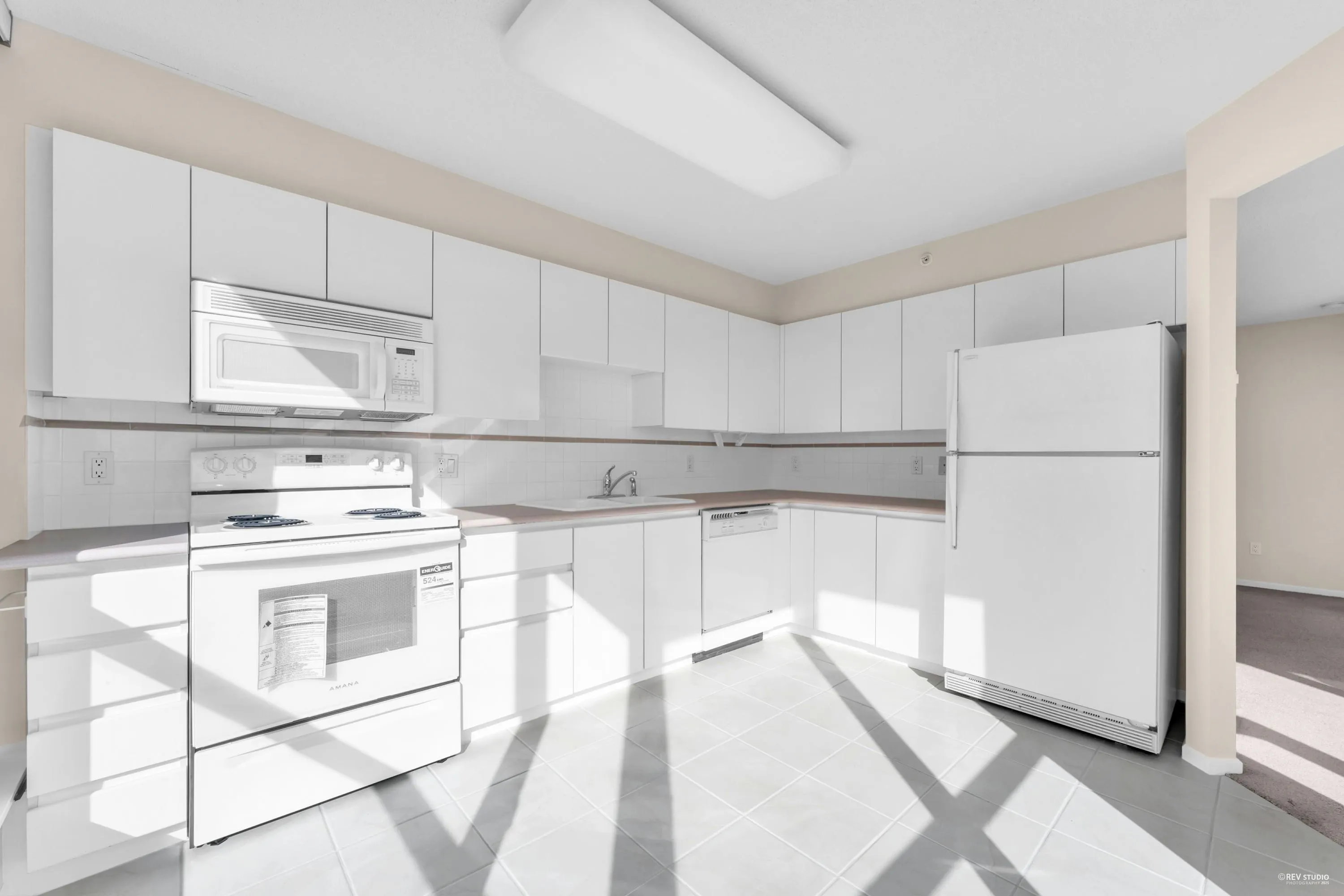 1801 6622 Southoaks Crescent