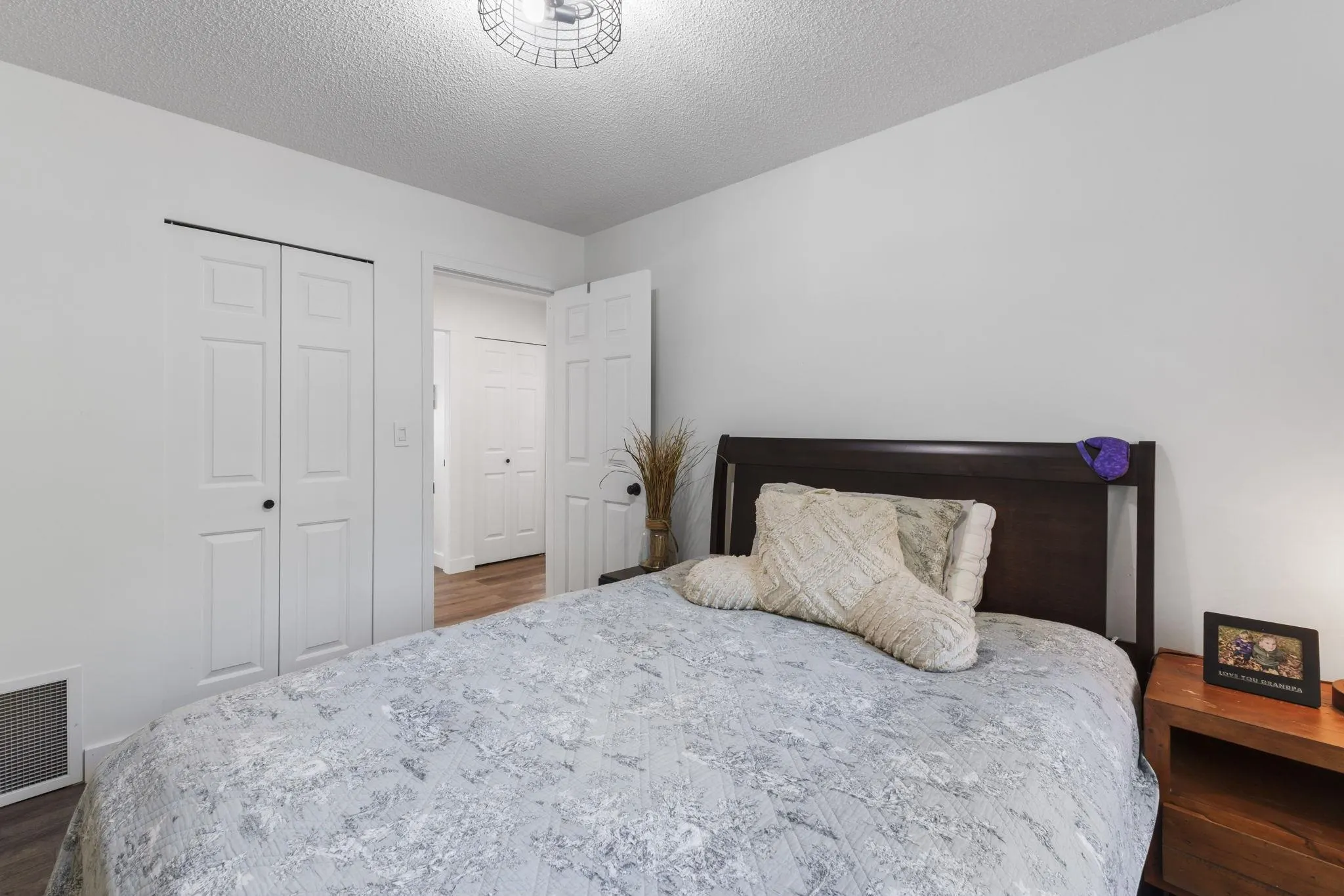 11 1735 Spring Creek Drive