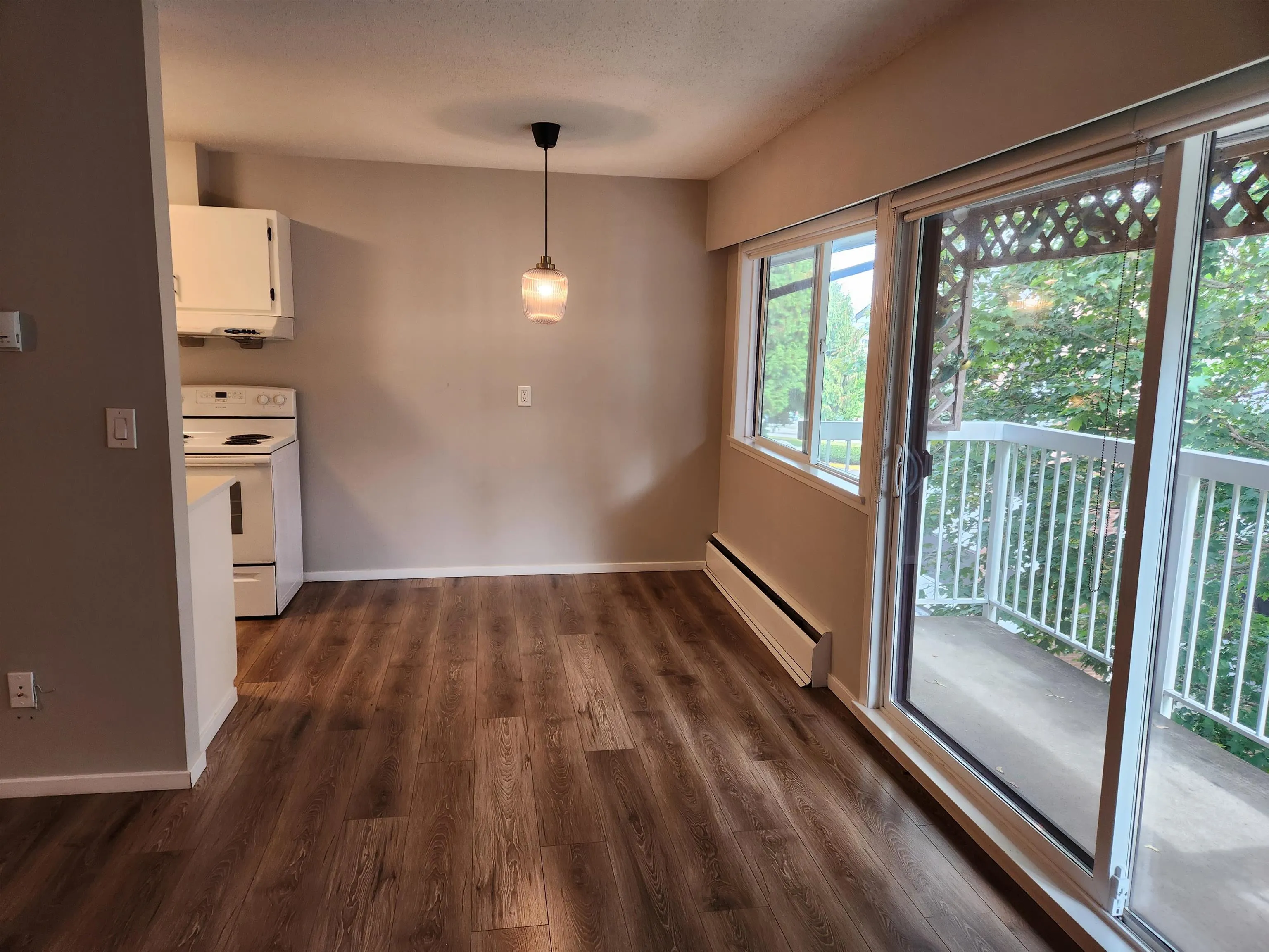 306 8060 Ryan Road