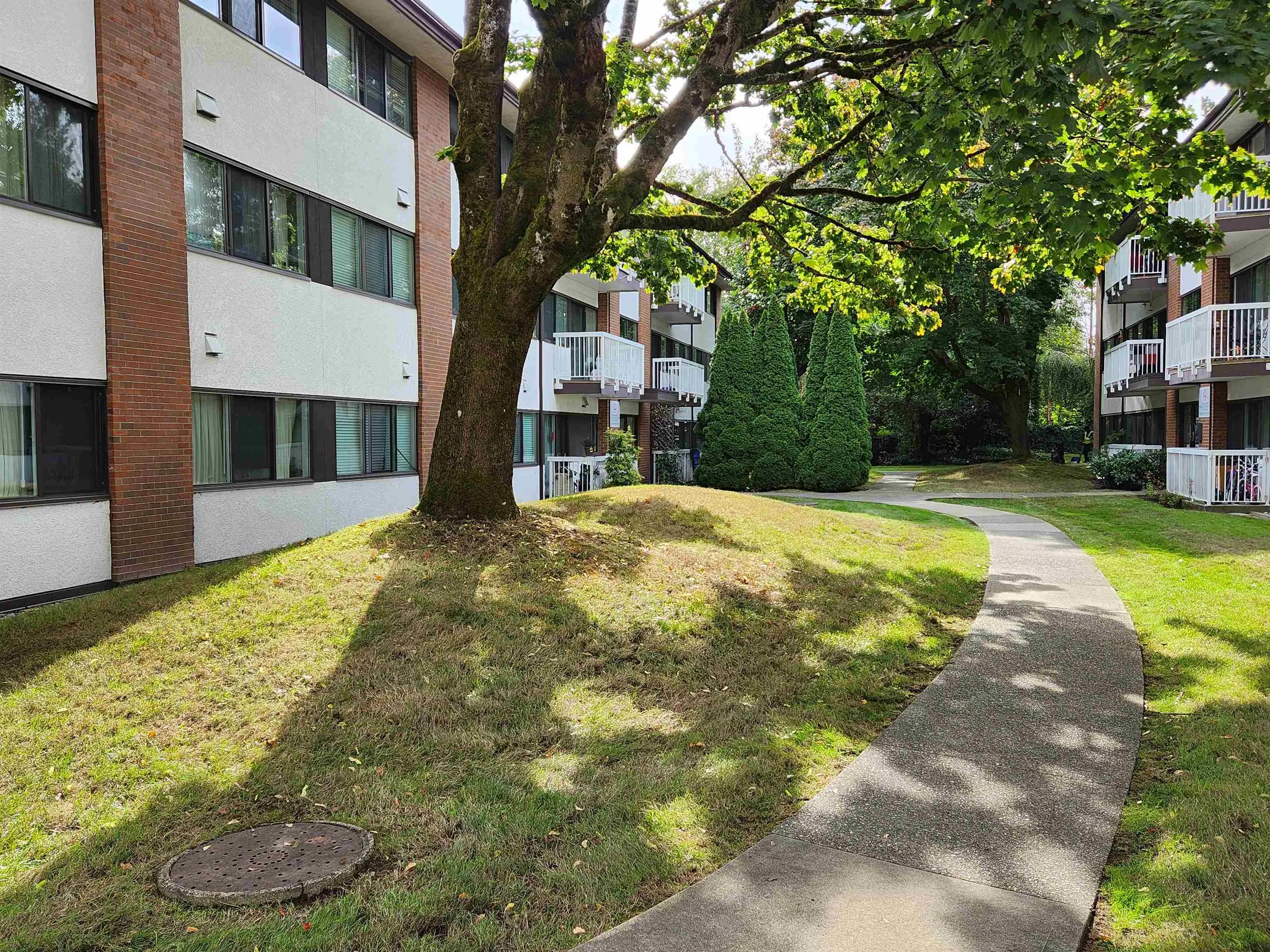 306 8060 Ryan Road