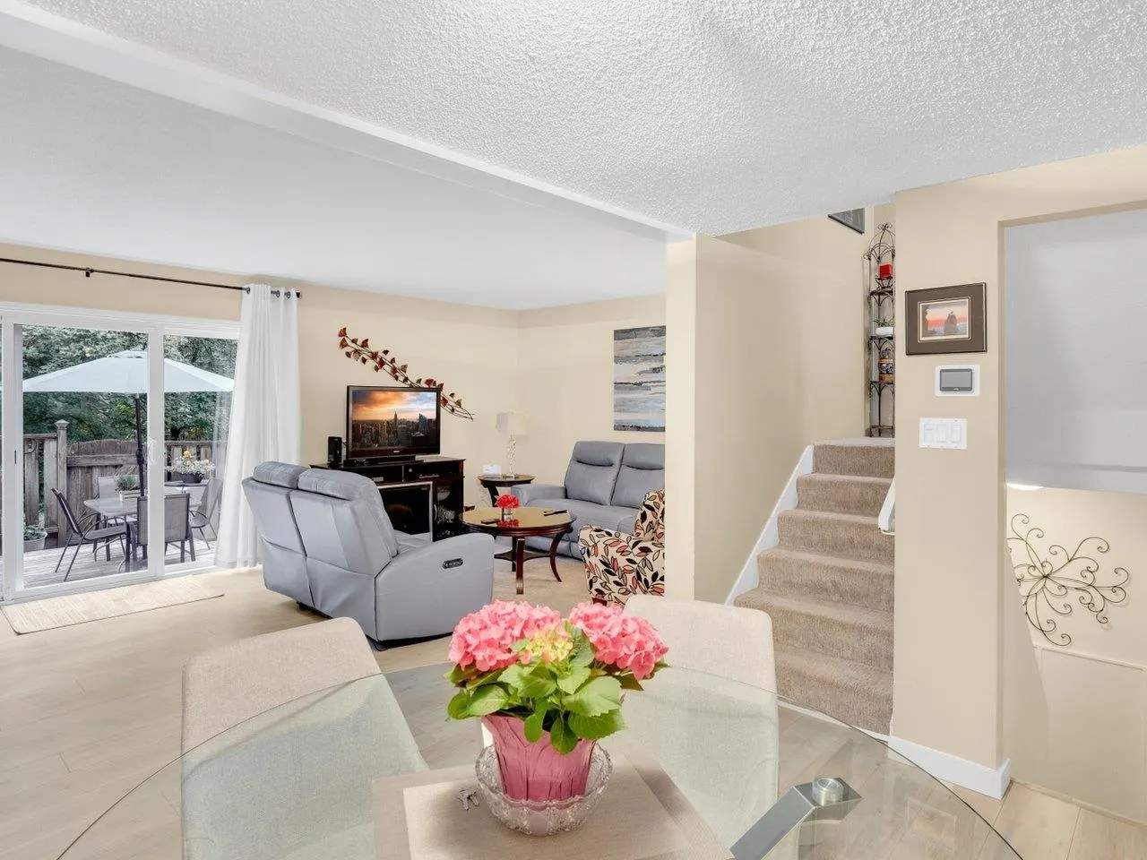1037 Cecile Drive