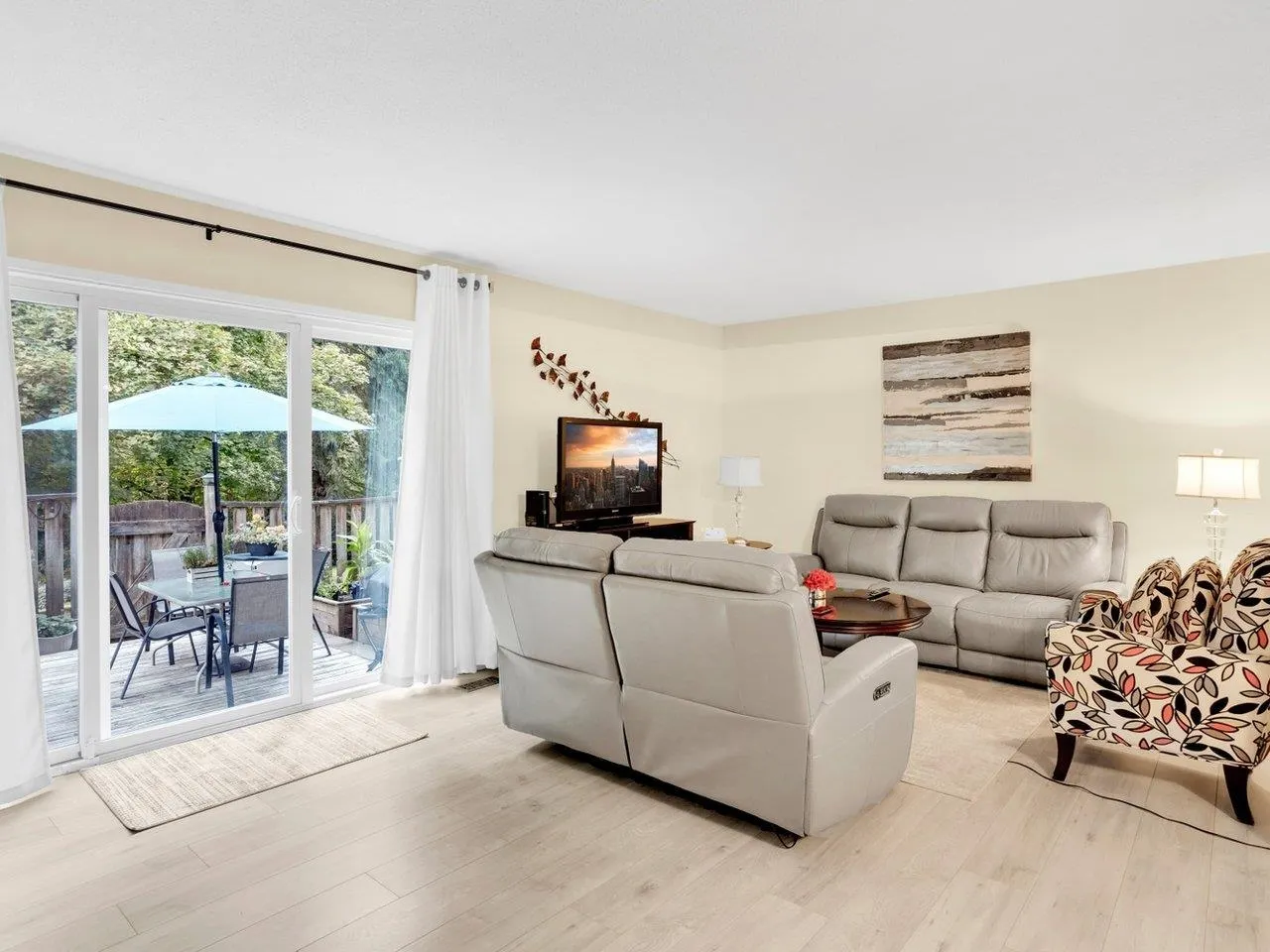 1037 Cecile Drive