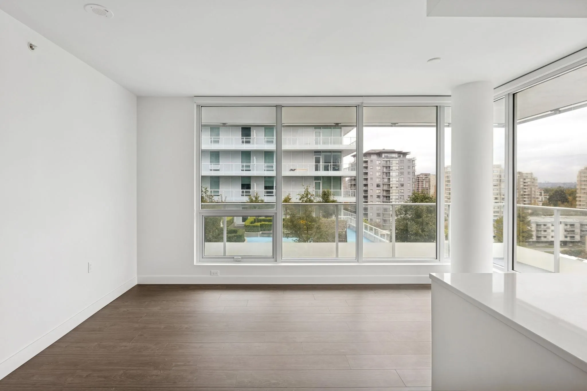 1012 8133 Cook Road