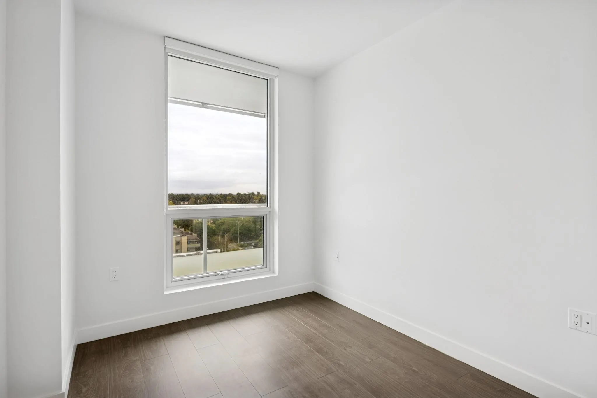 1012 8133 Cook Road