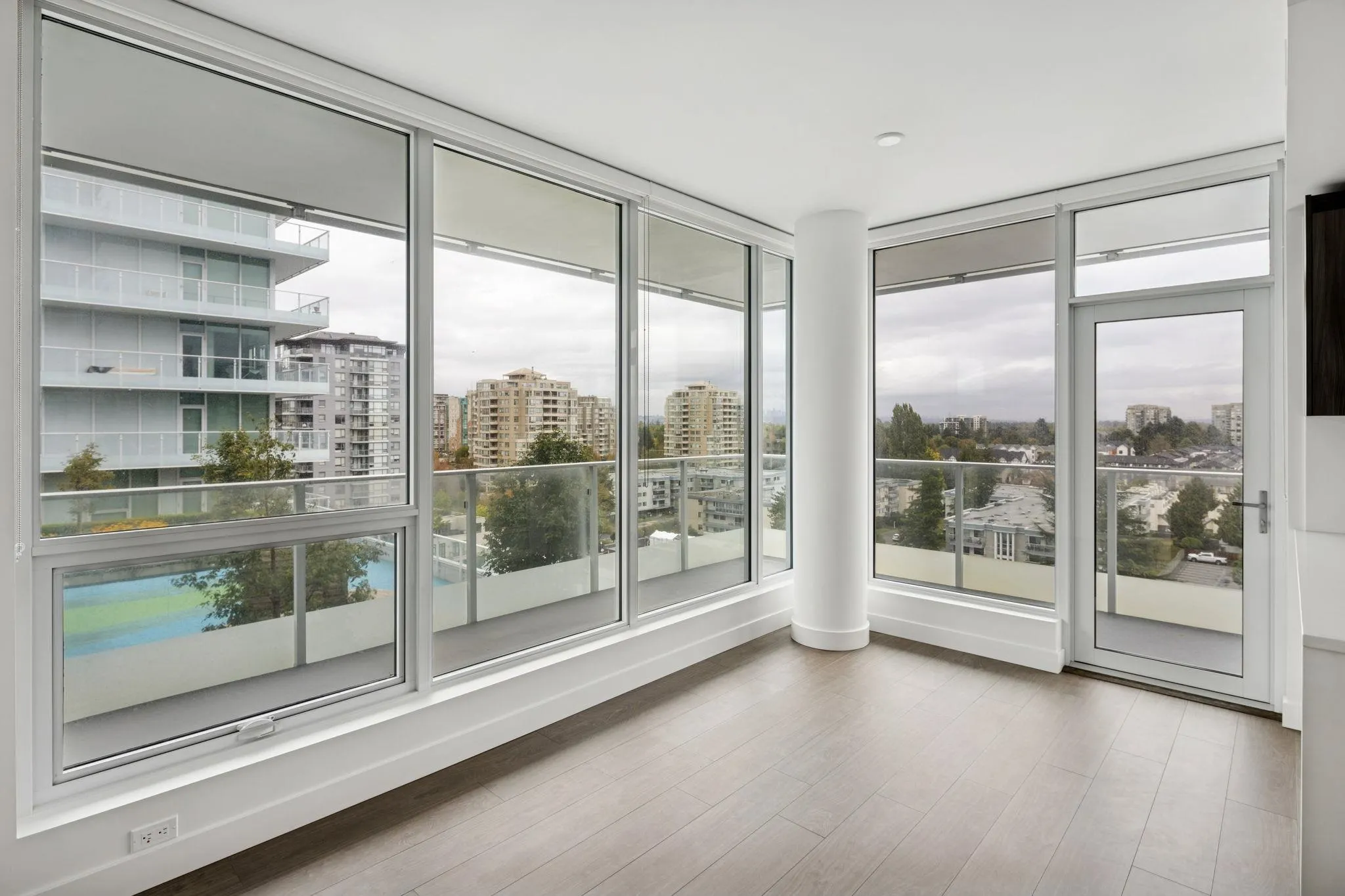 1012 8133 Cook Road
