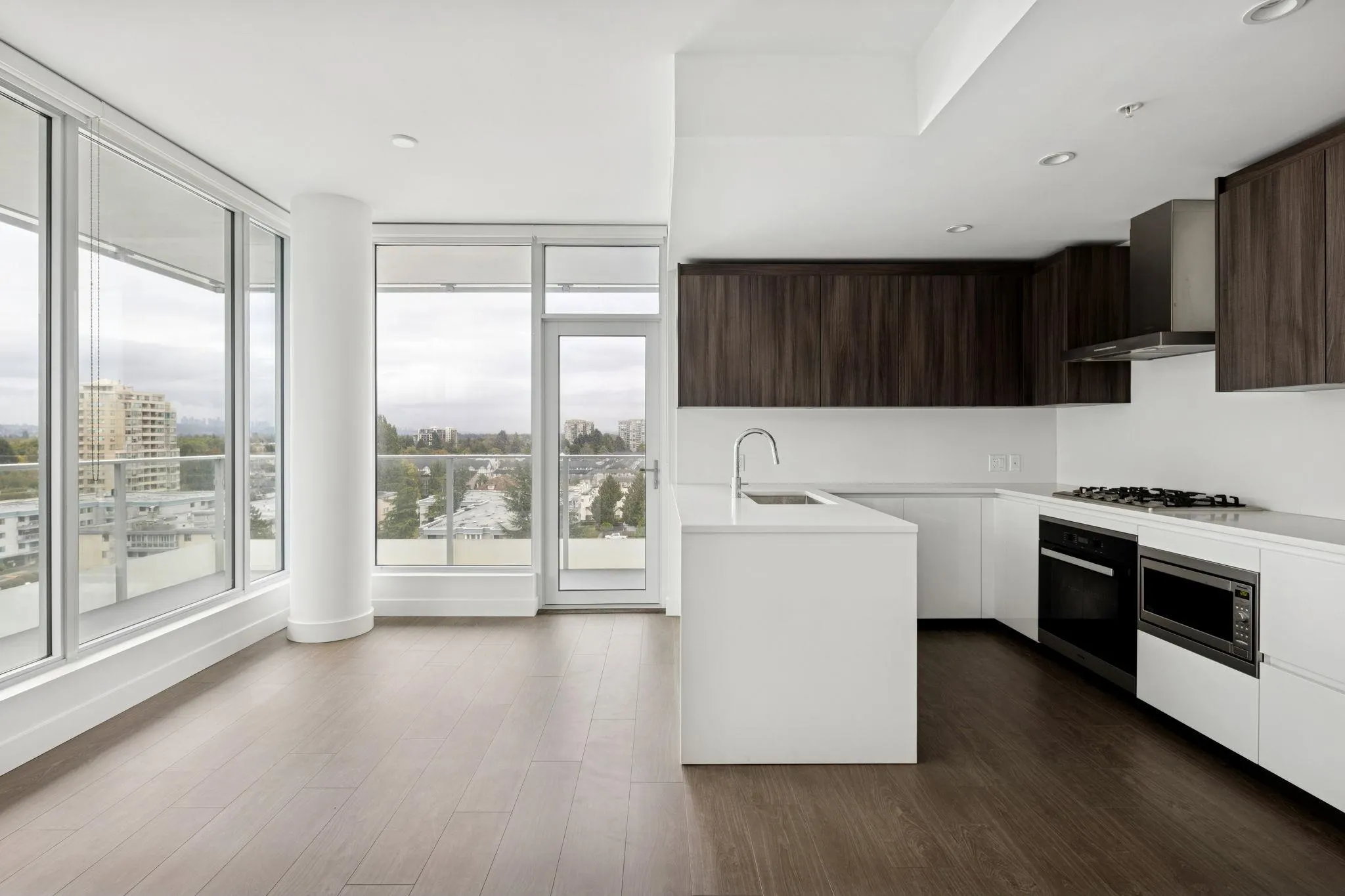 1012 8133 Cook Road