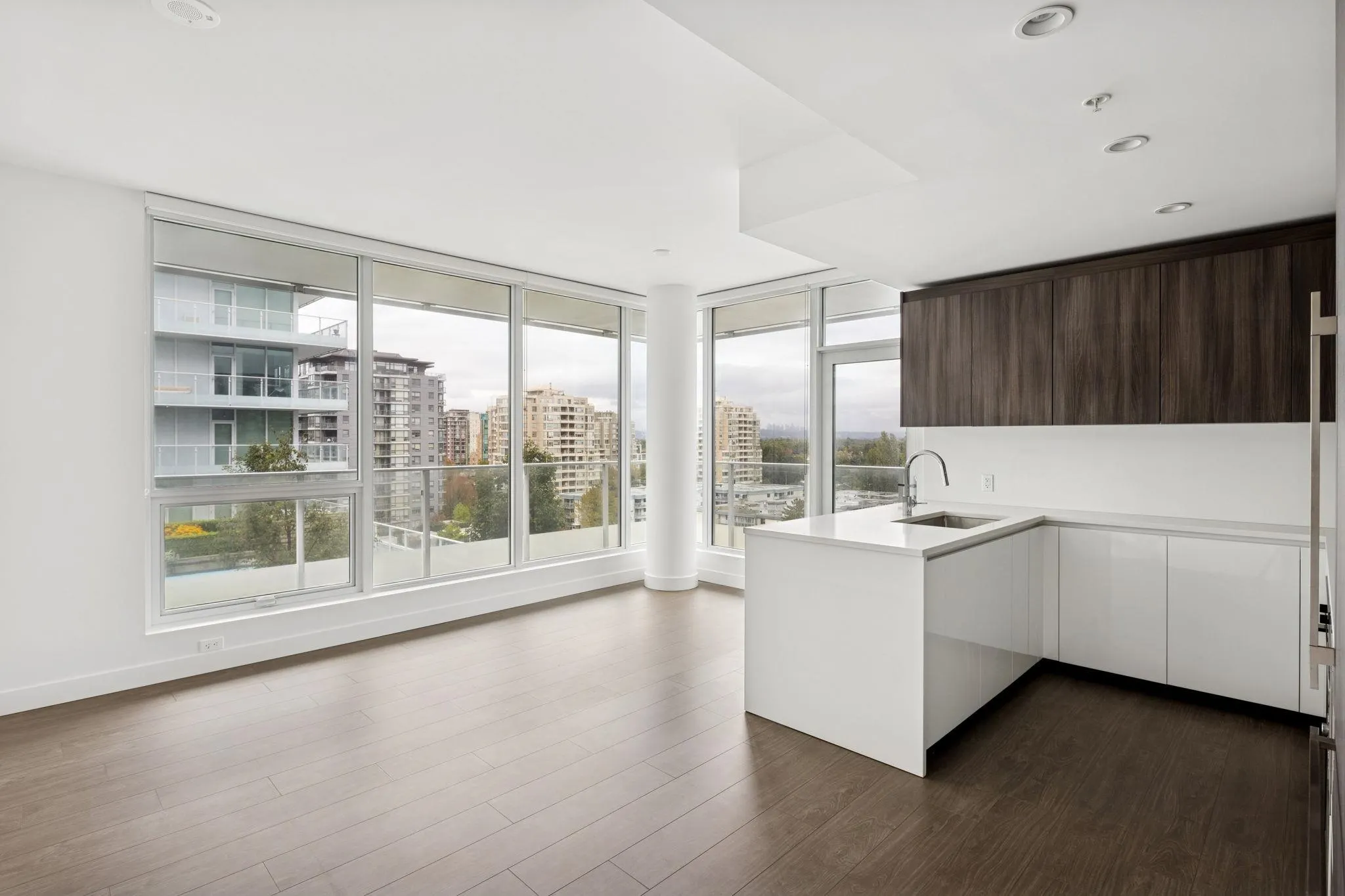 1012 8133 Cook Road