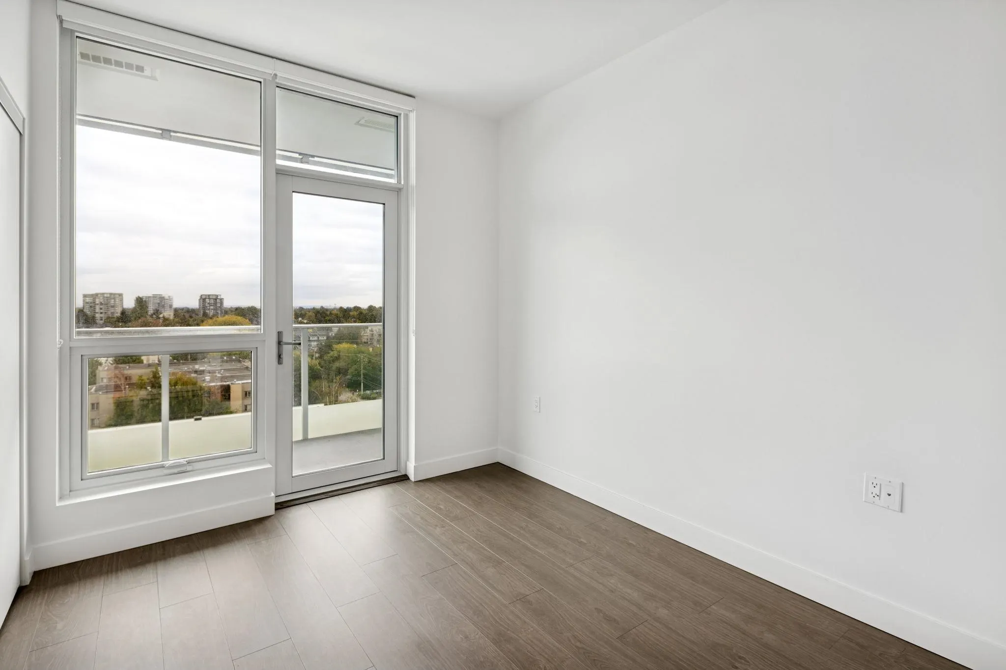 1012 8133 Cook Road