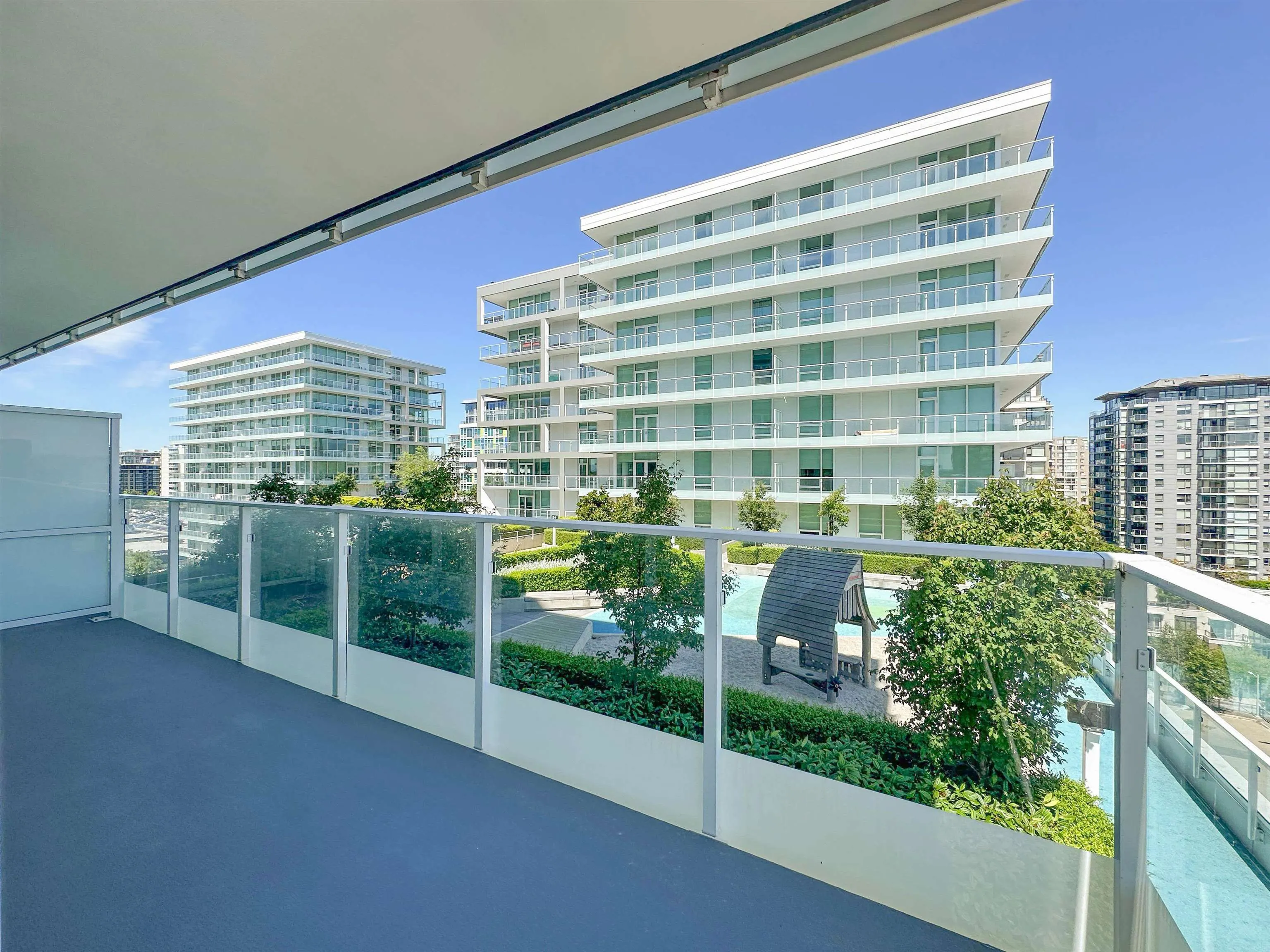 1012 8133 Cook Road
