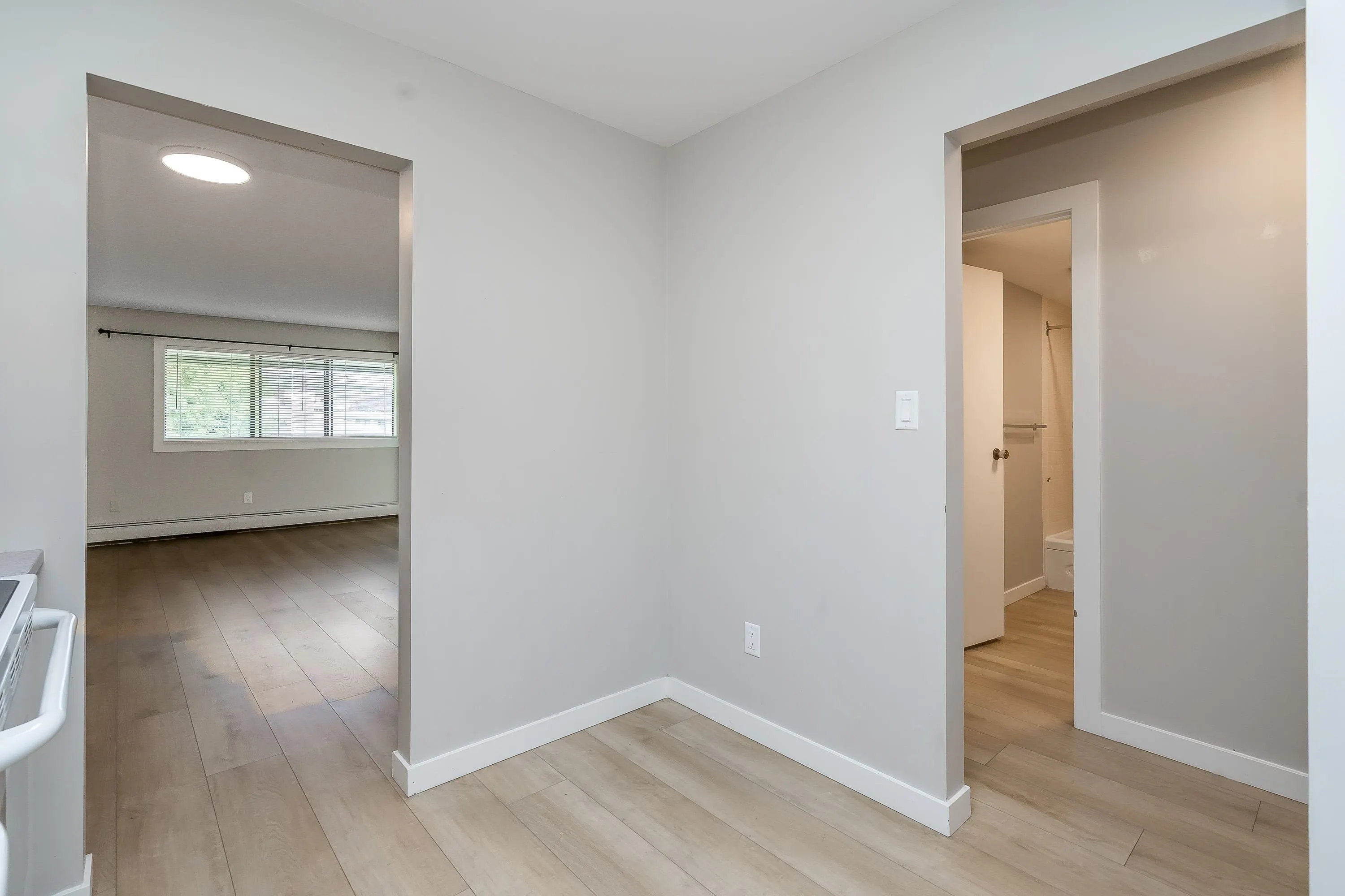 309 1561 Vidal Street