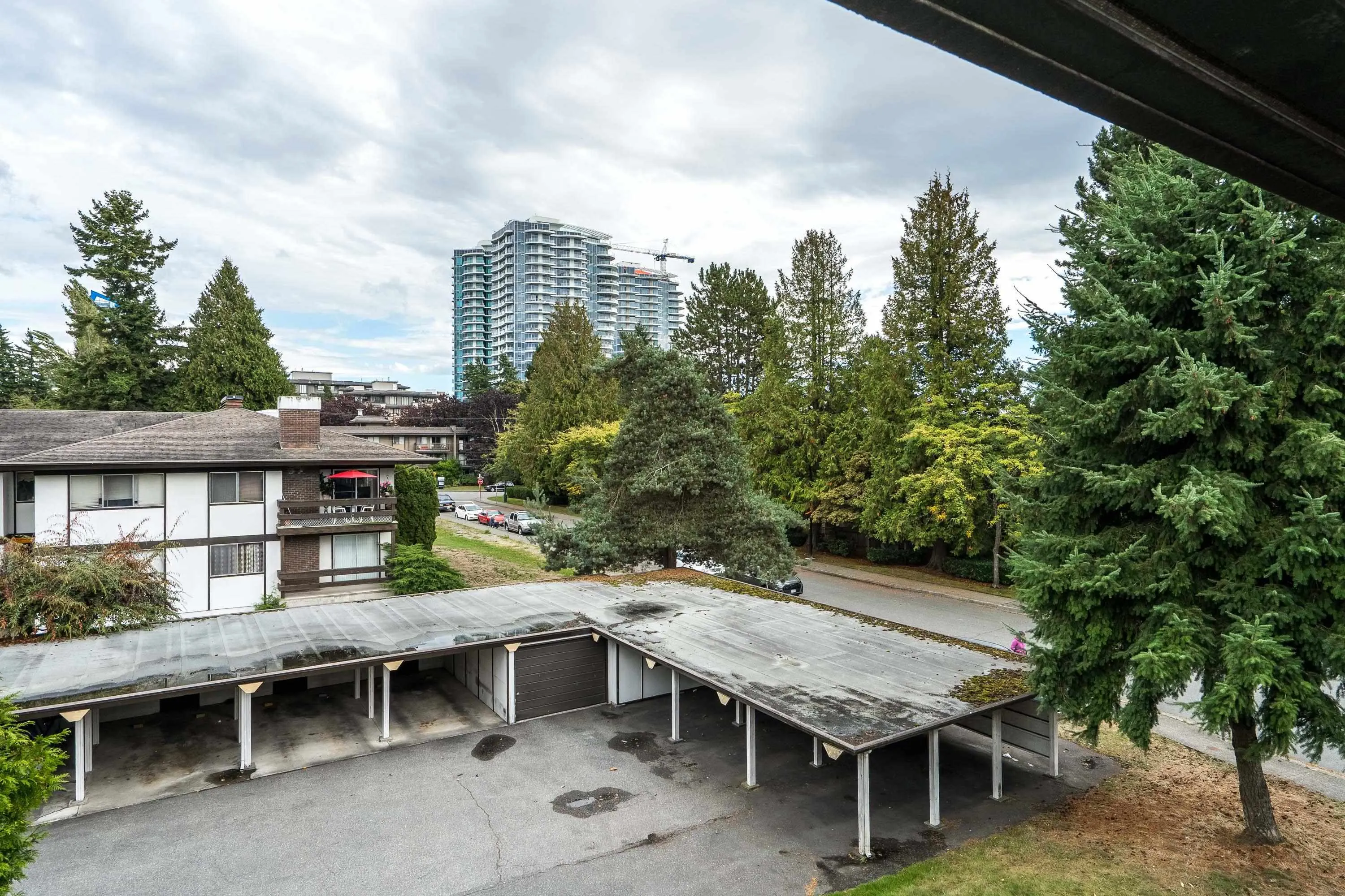 309 1561 Vidal Street