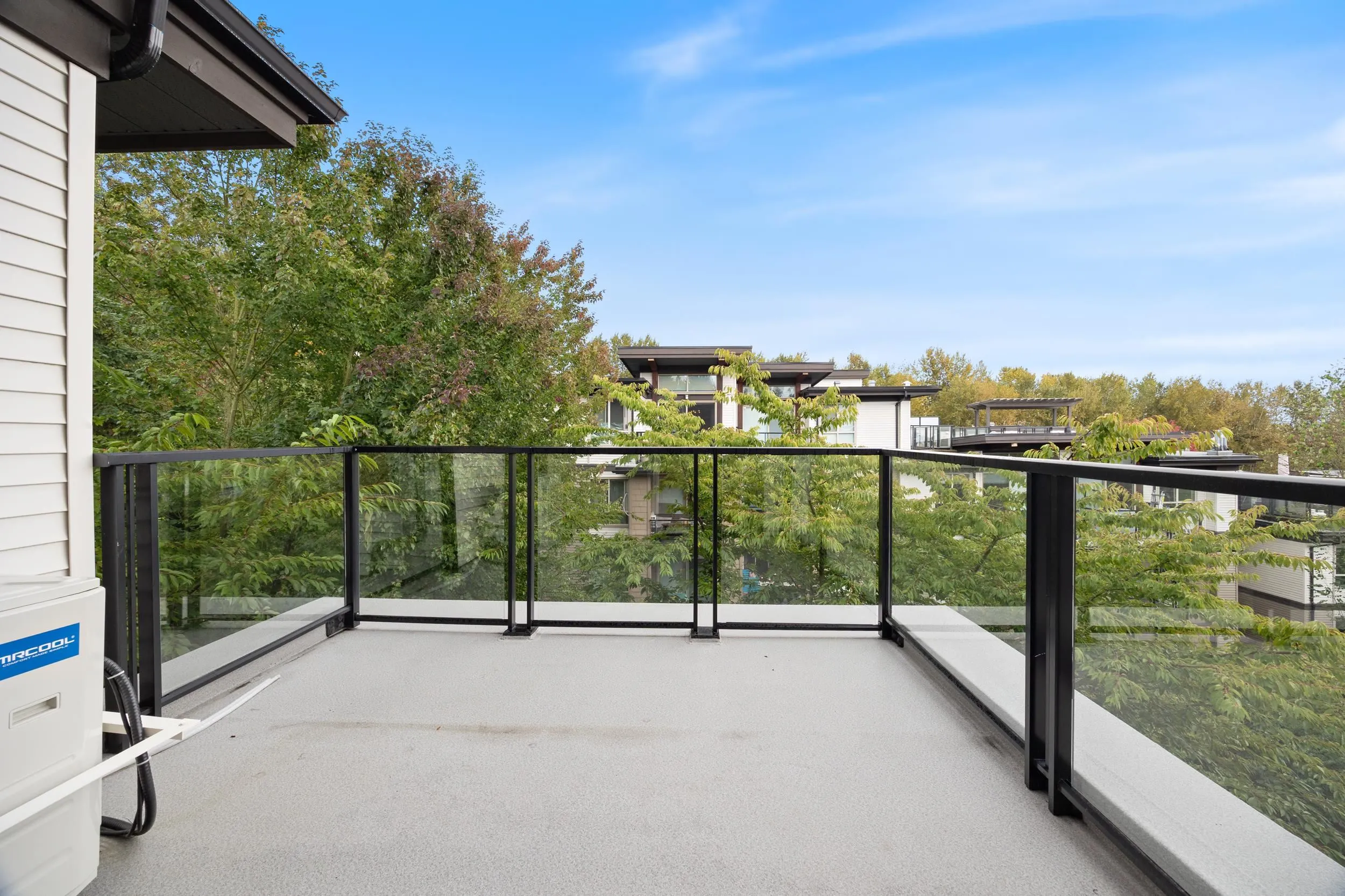 603 7478 Byrnepark Walk