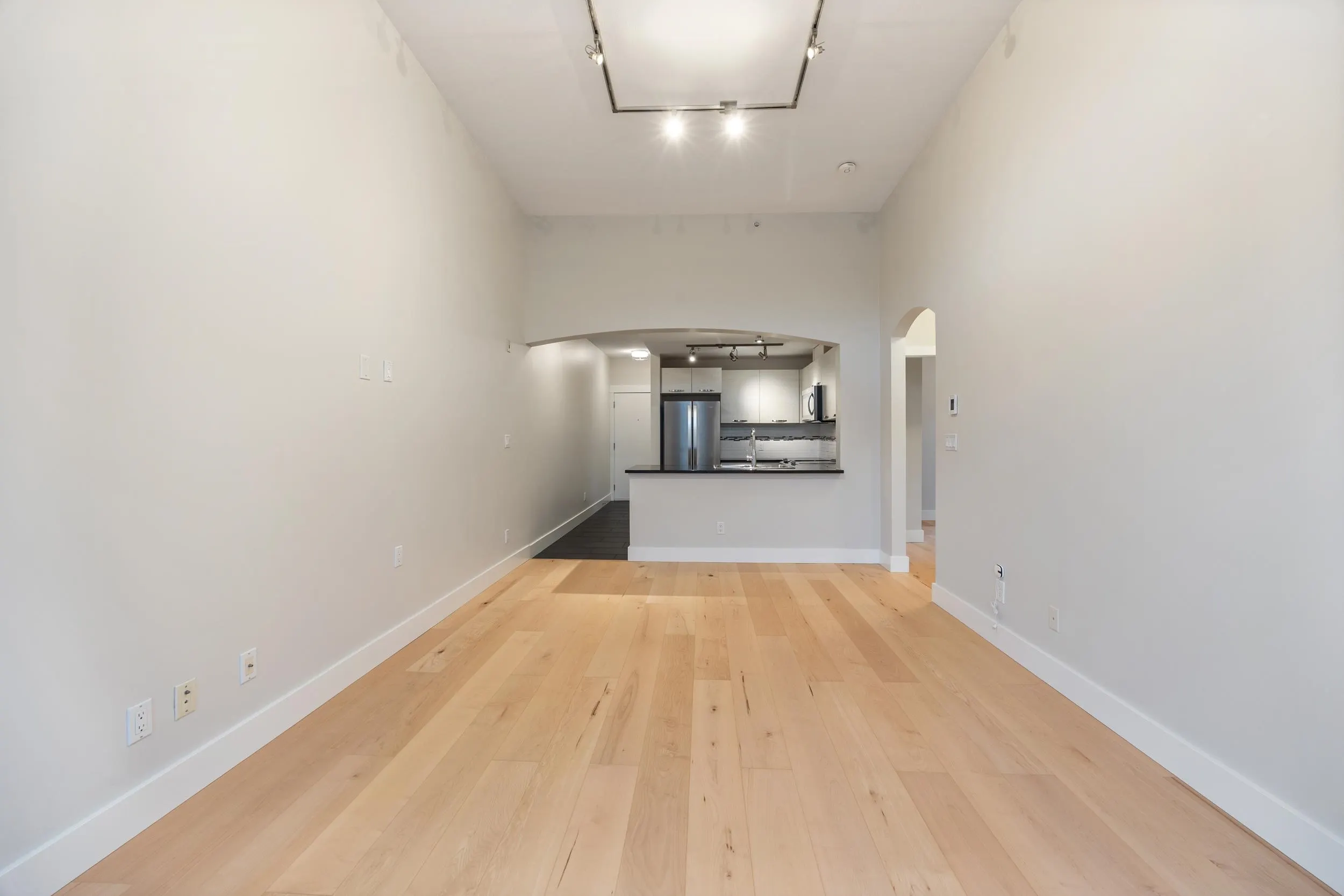 603 7478 Byrnepark Walk