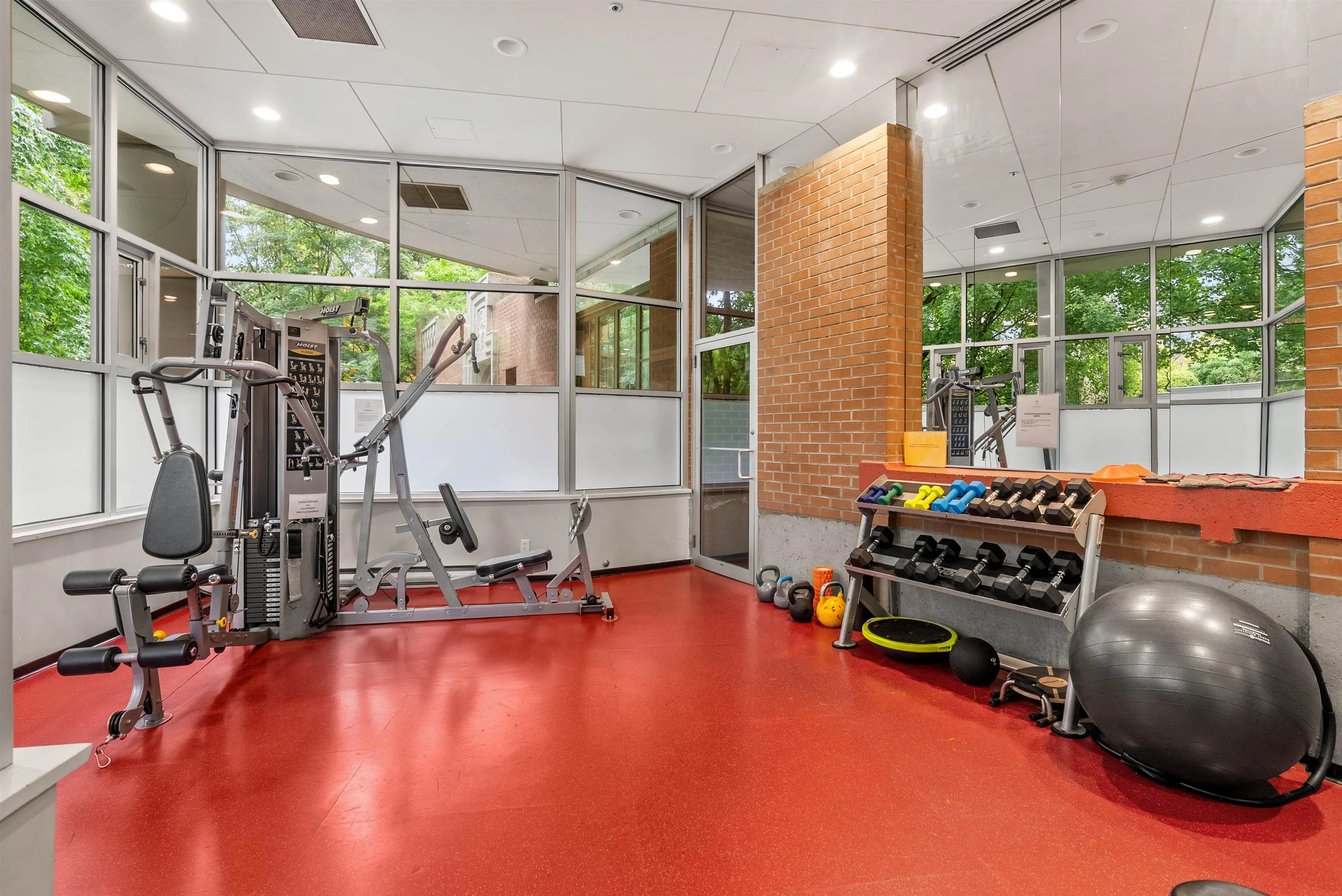 1607 1277 Nelson Street