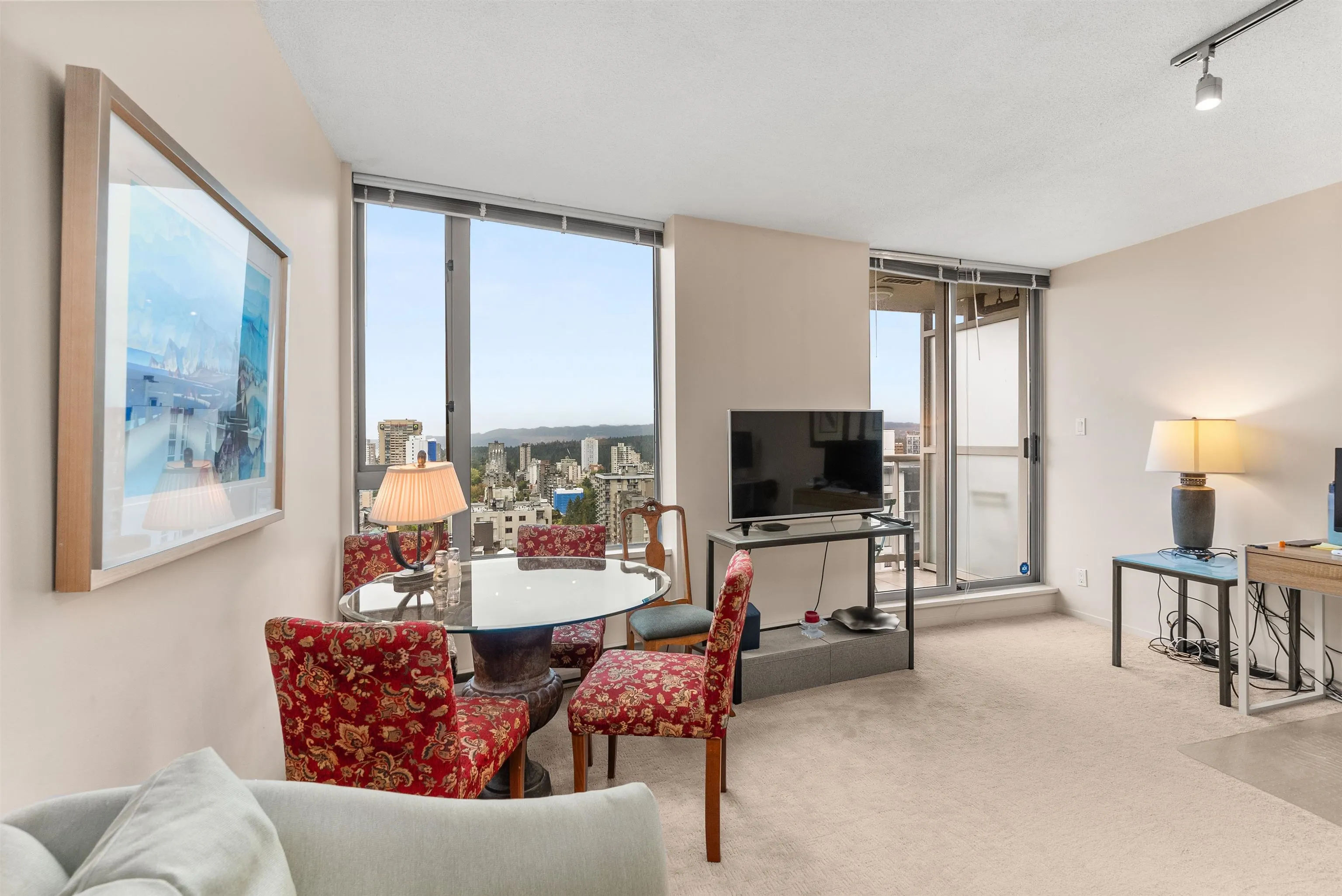 1607 1277 Nelson Street