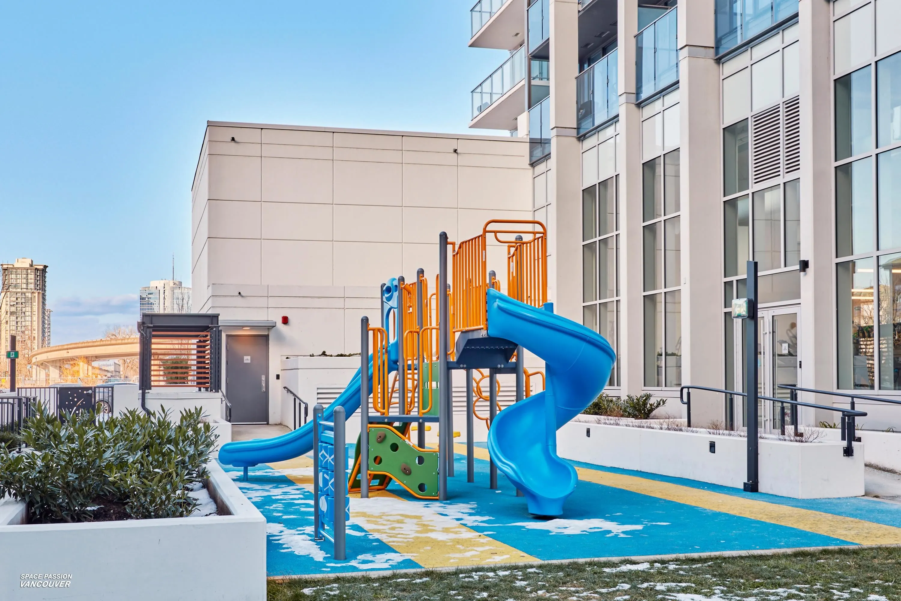 710 10448 University Drive