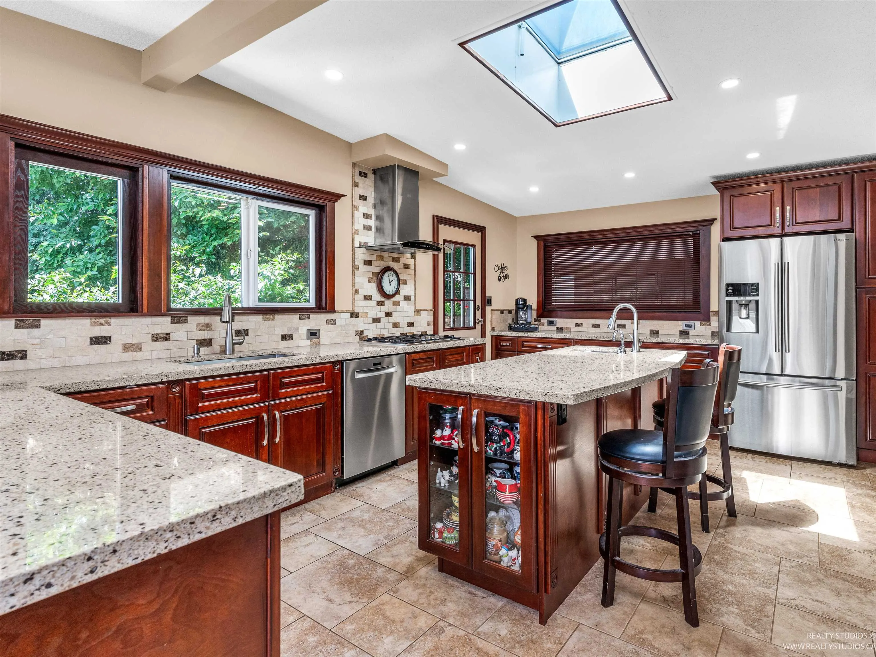 2990 Eddystone Crescent