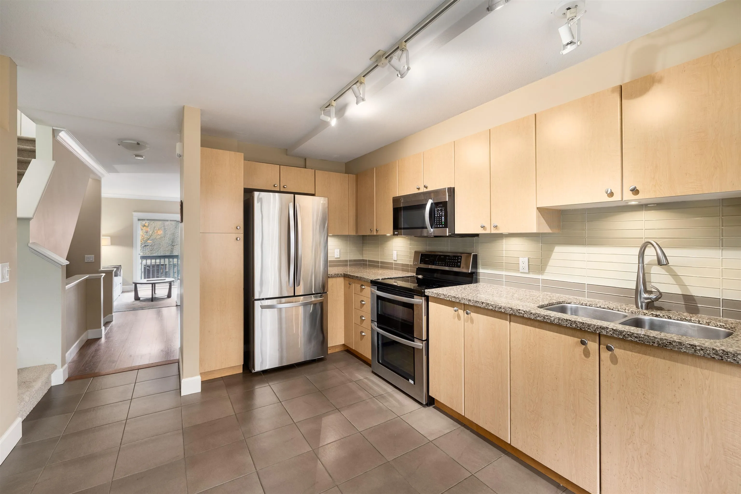 109 15236 36 Avenue