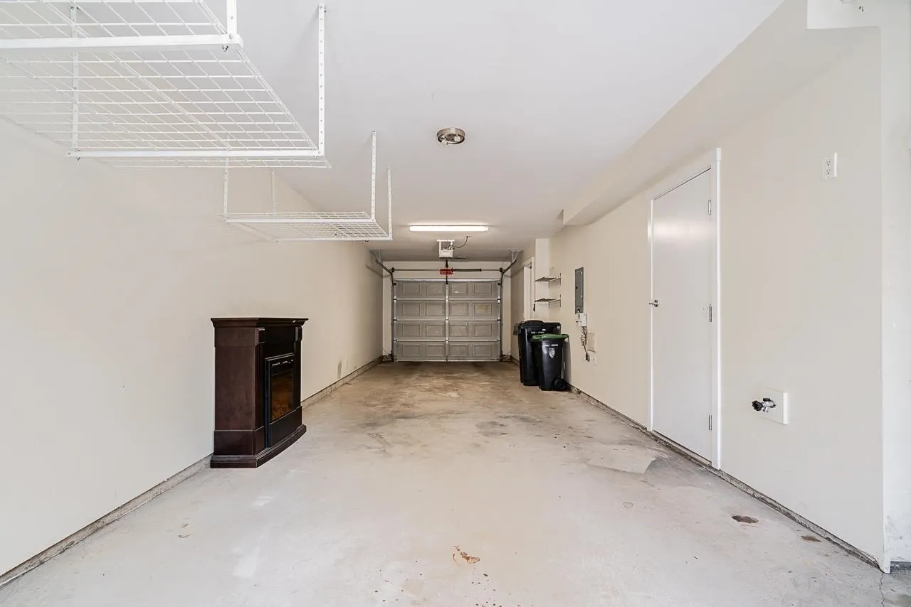 30 20967 76 Avenue