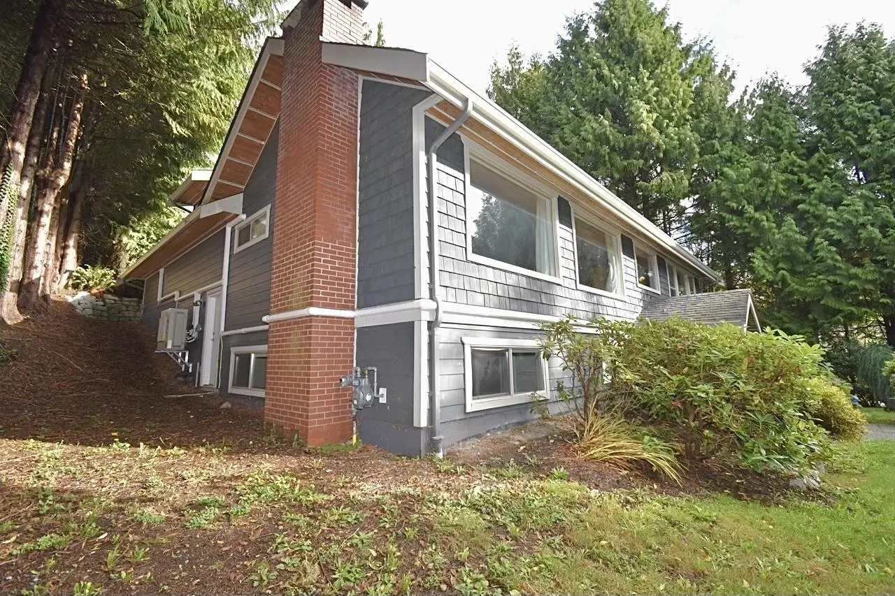 958 Gower Point Road