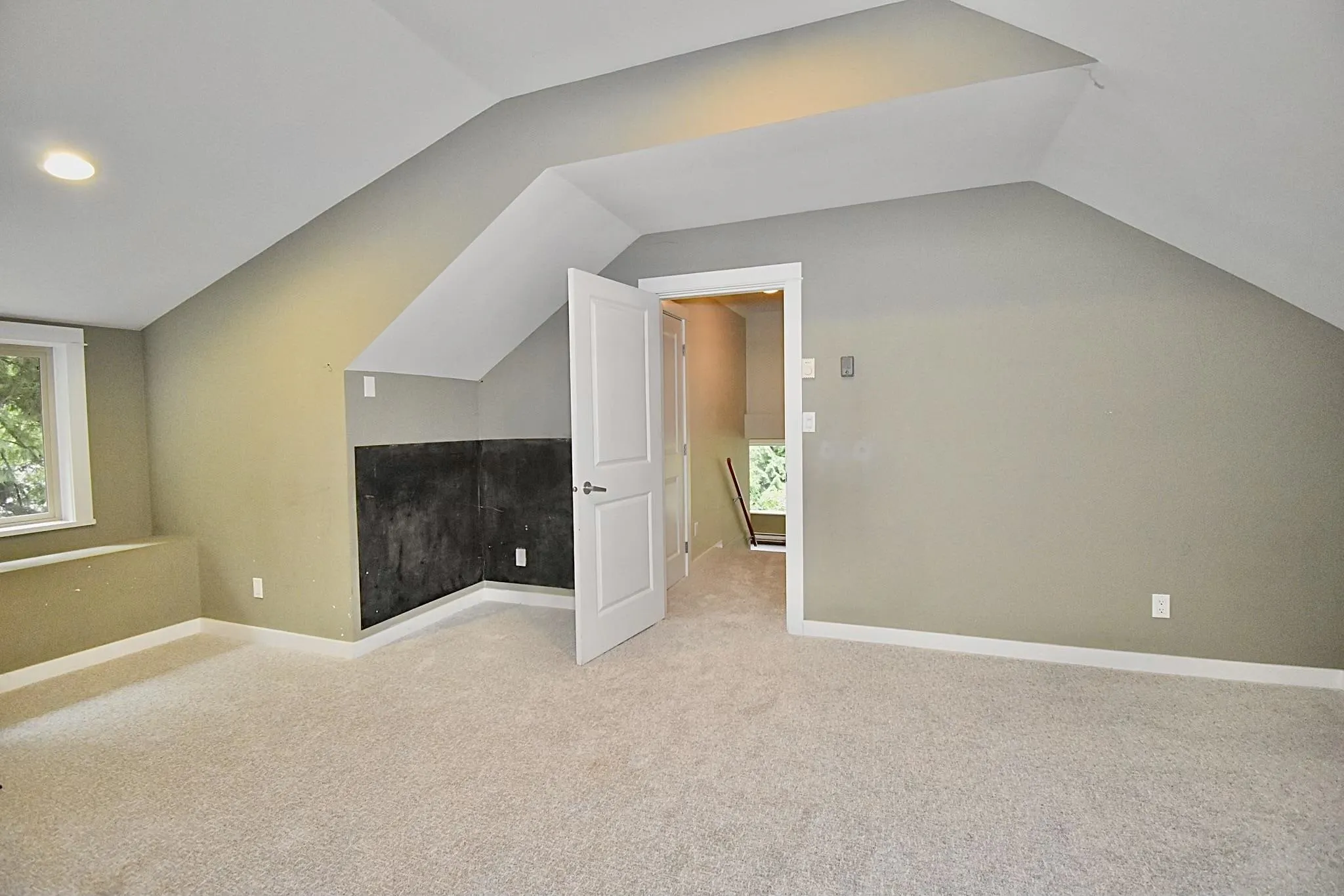 958 Gower Point Road