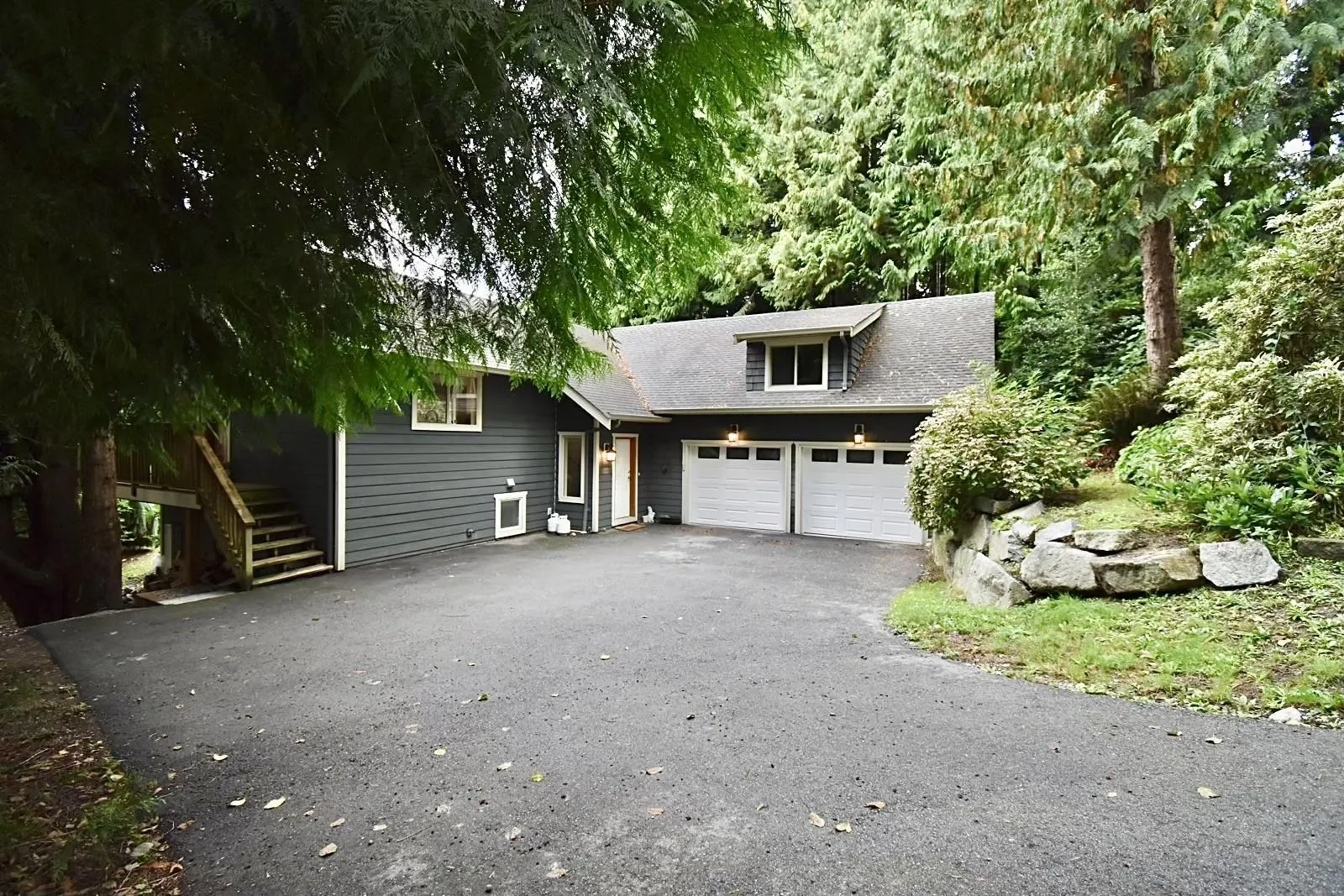 958 Gower Point Road