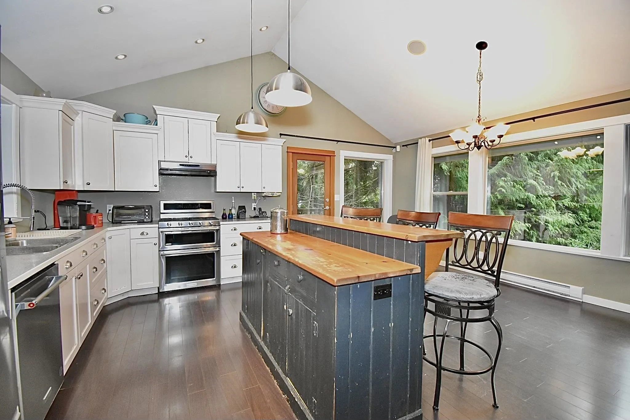 958 Gower Point Road