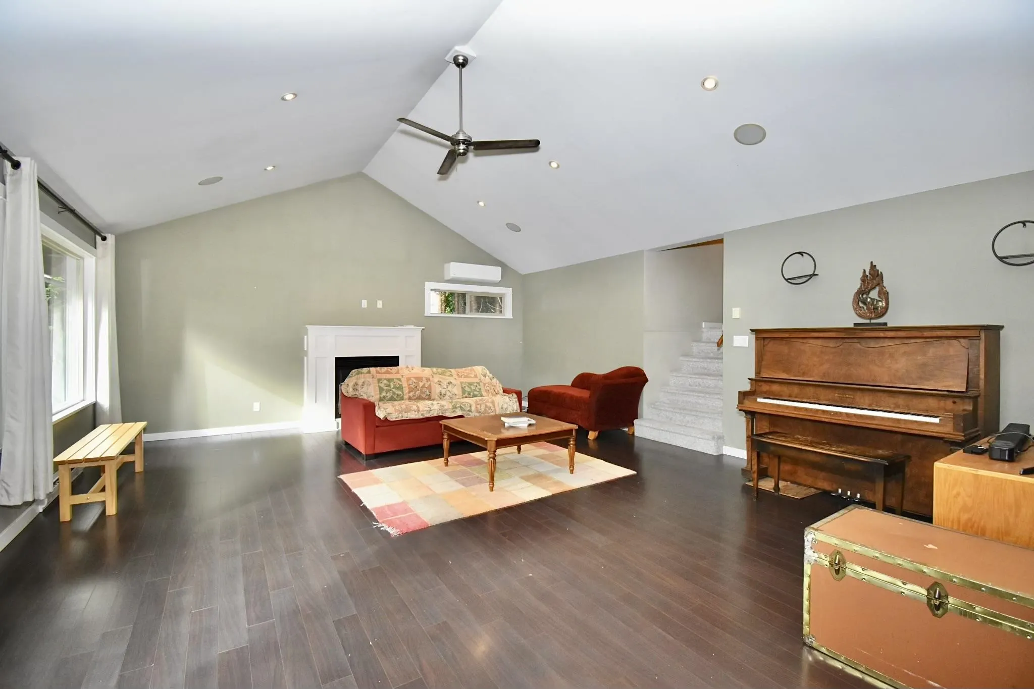 958 Gower Point Road