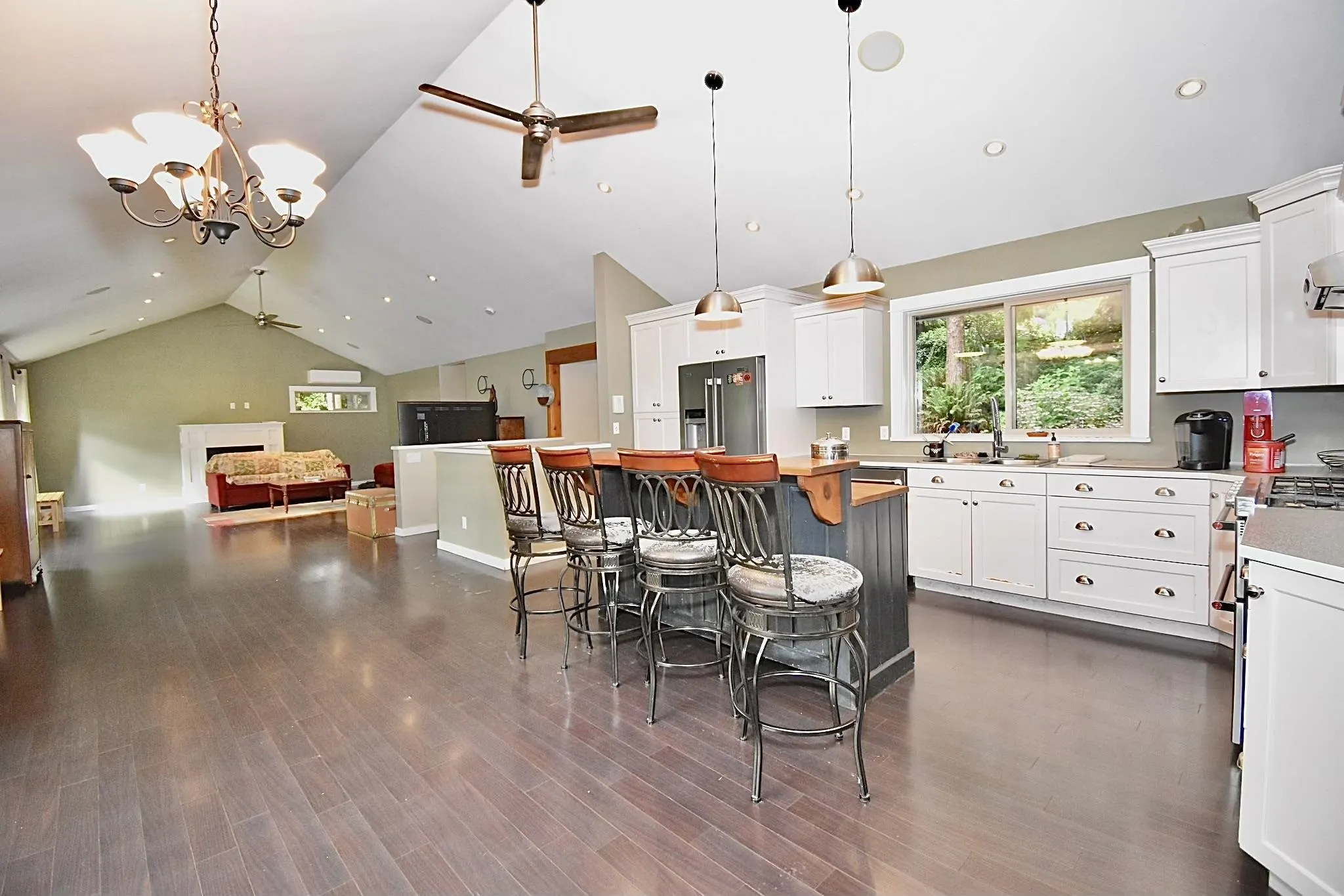 958 Gower Point Road