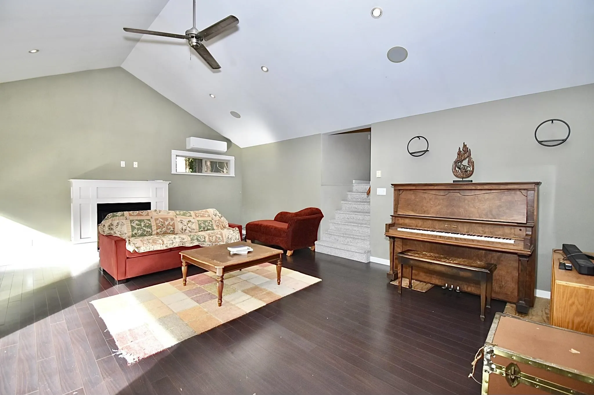 958 Gower Point Road