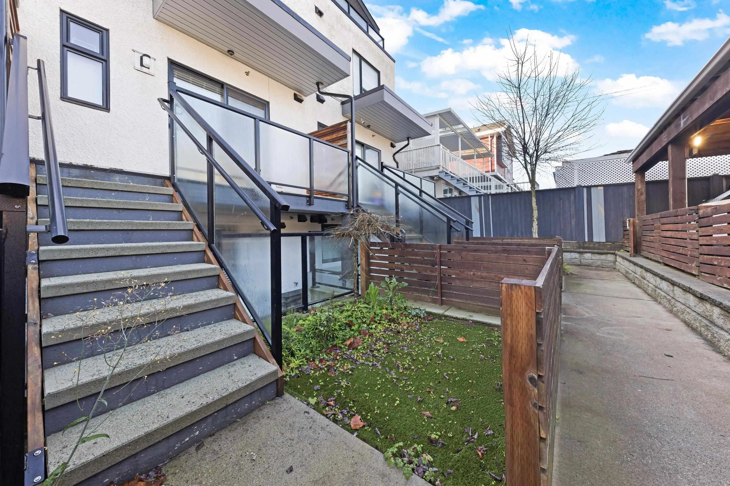 2763 Duke Street