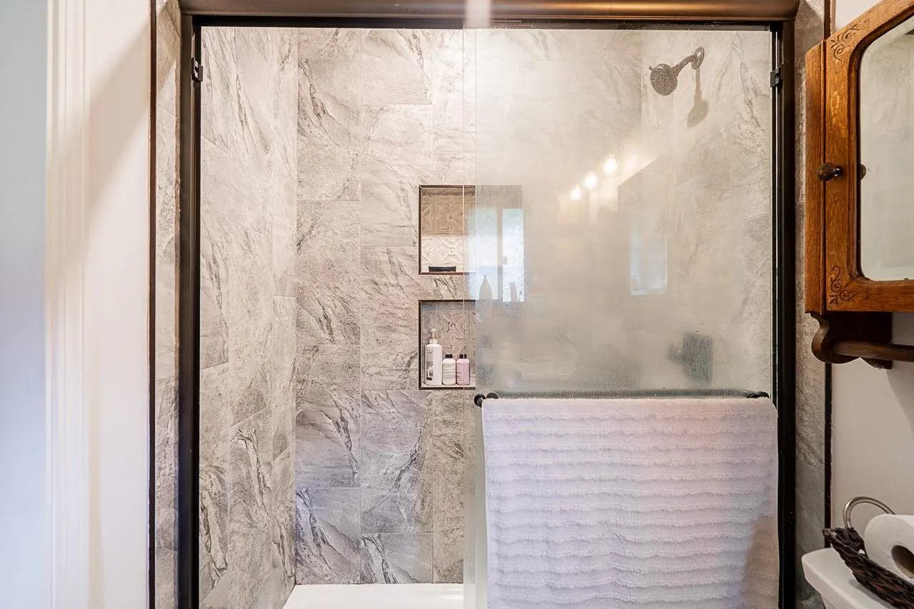 31742 Townshipline Avenue