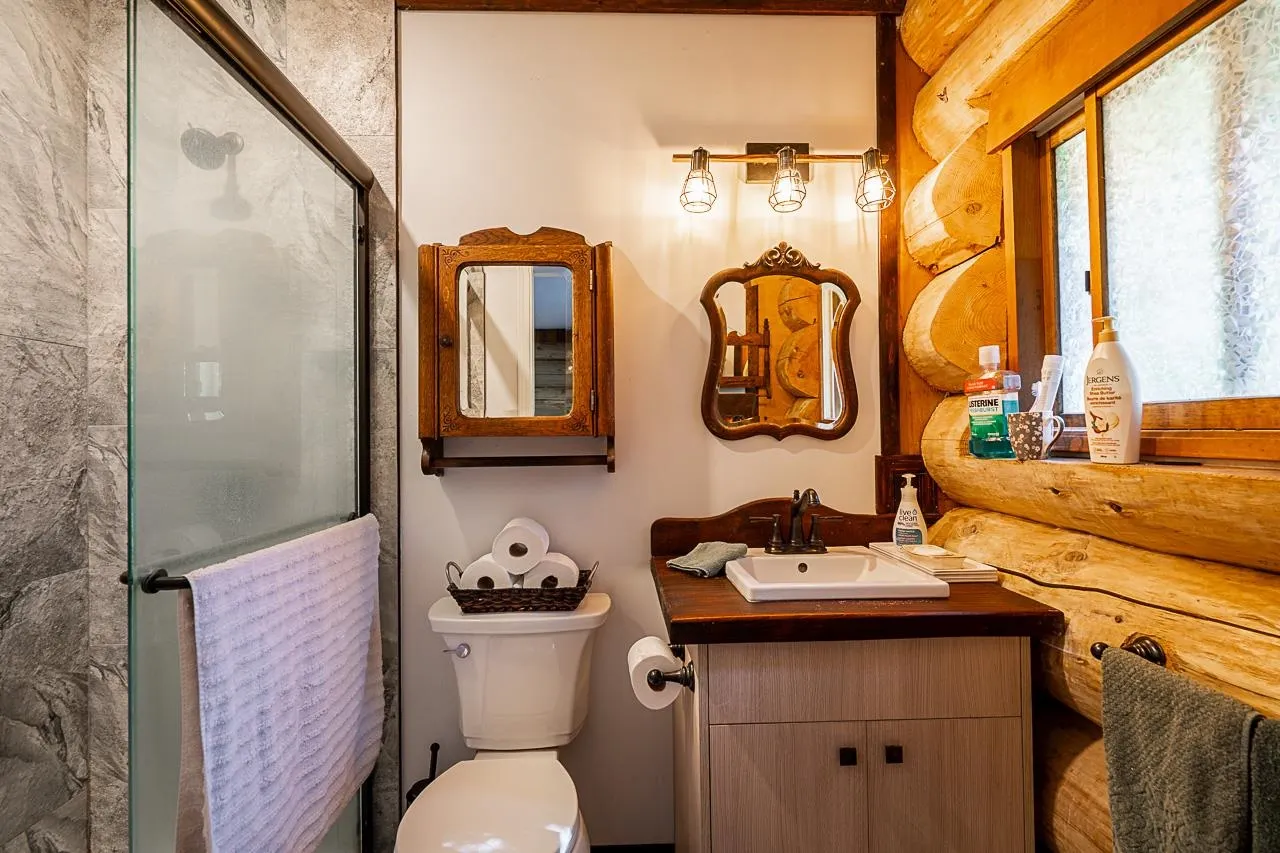 31742 Townshipline Avenue