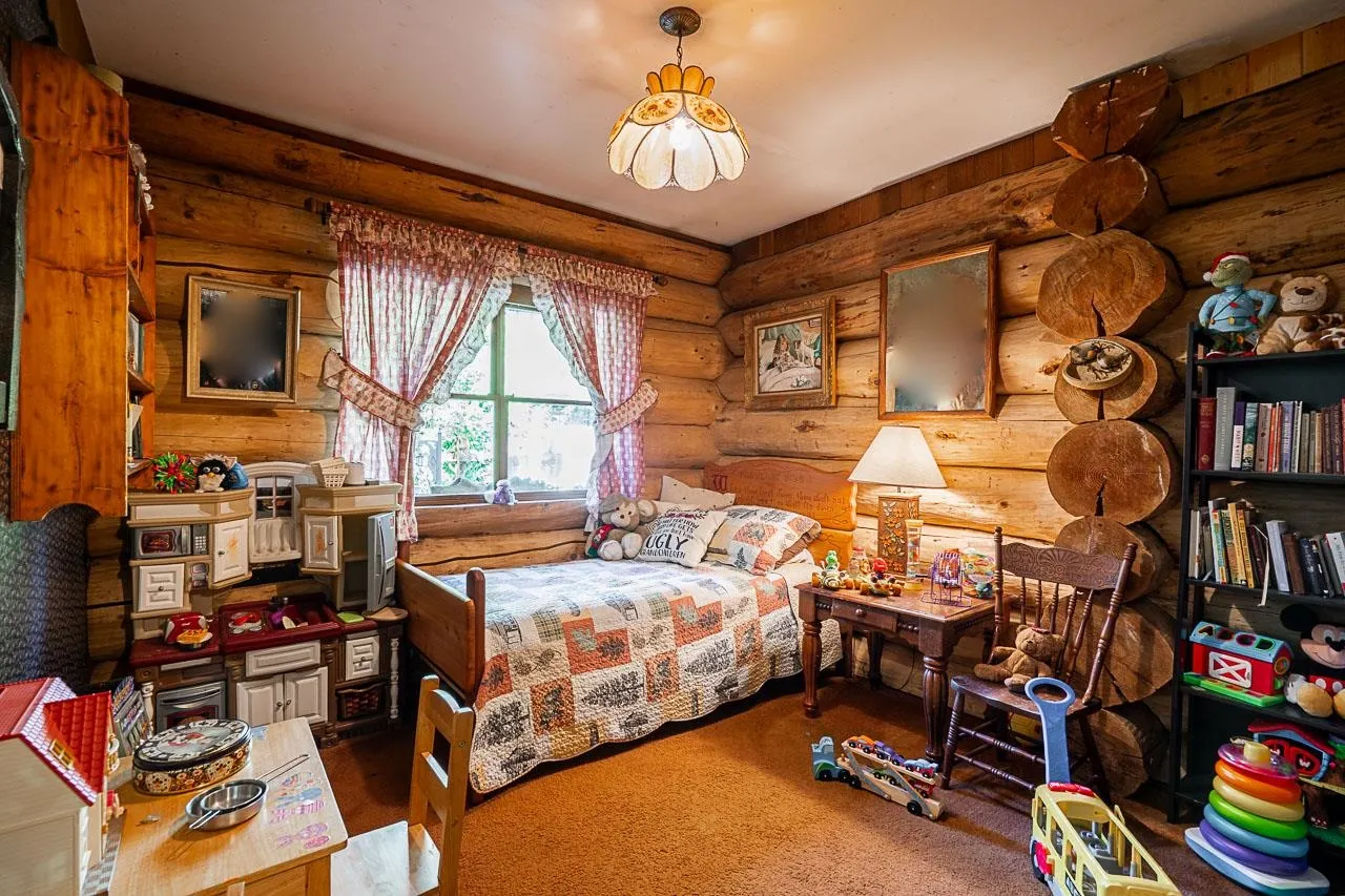 31742 Townshipline Avenue