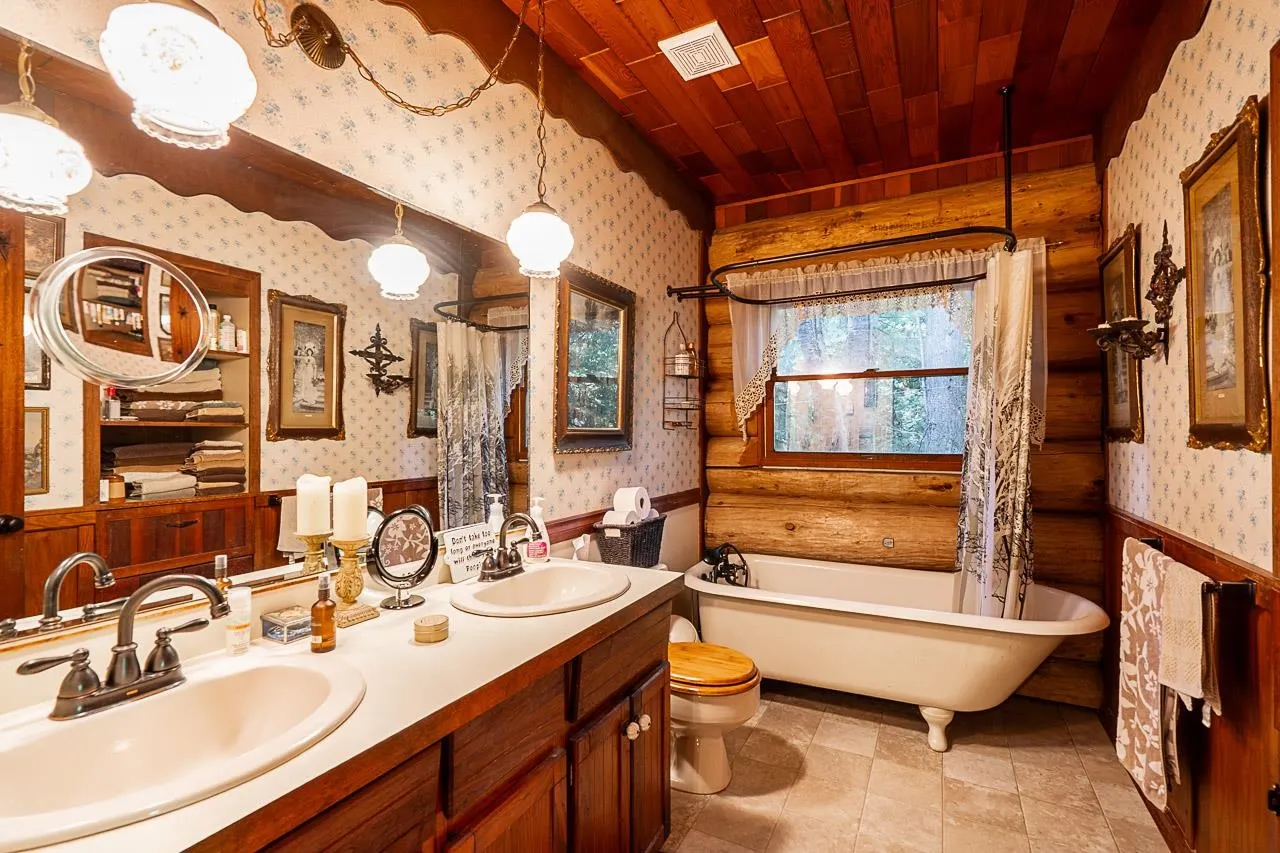 31742 Townshipline Avenue