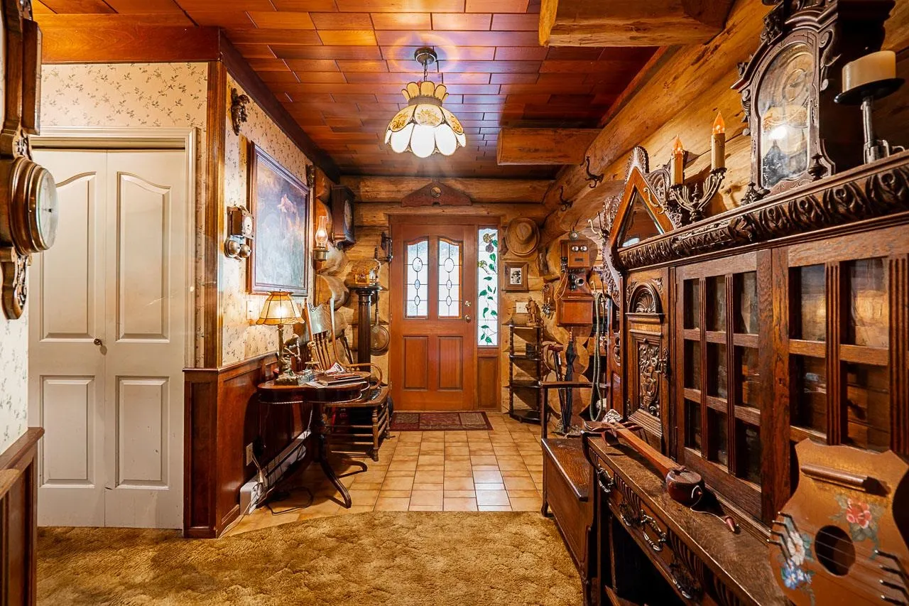 31742 Townshipline Avenue