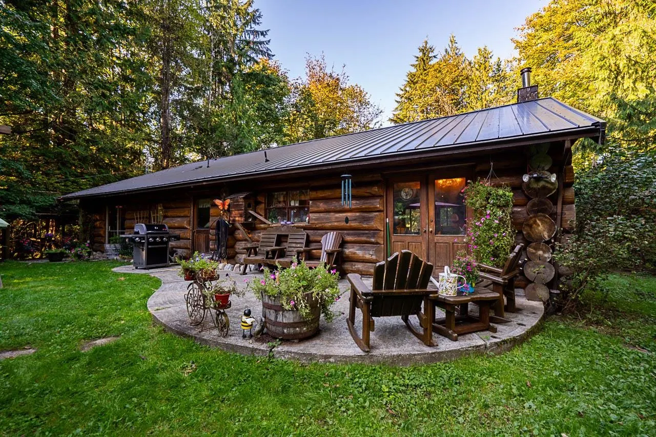 31742 Townshipline Avenue