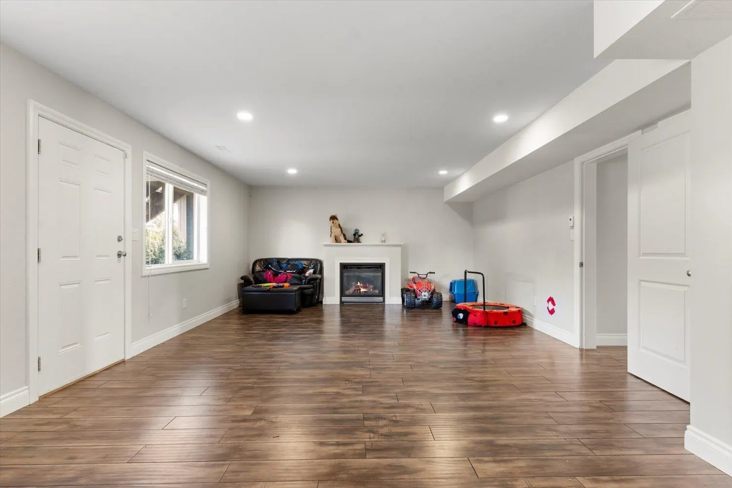 7311 Prasmount Place