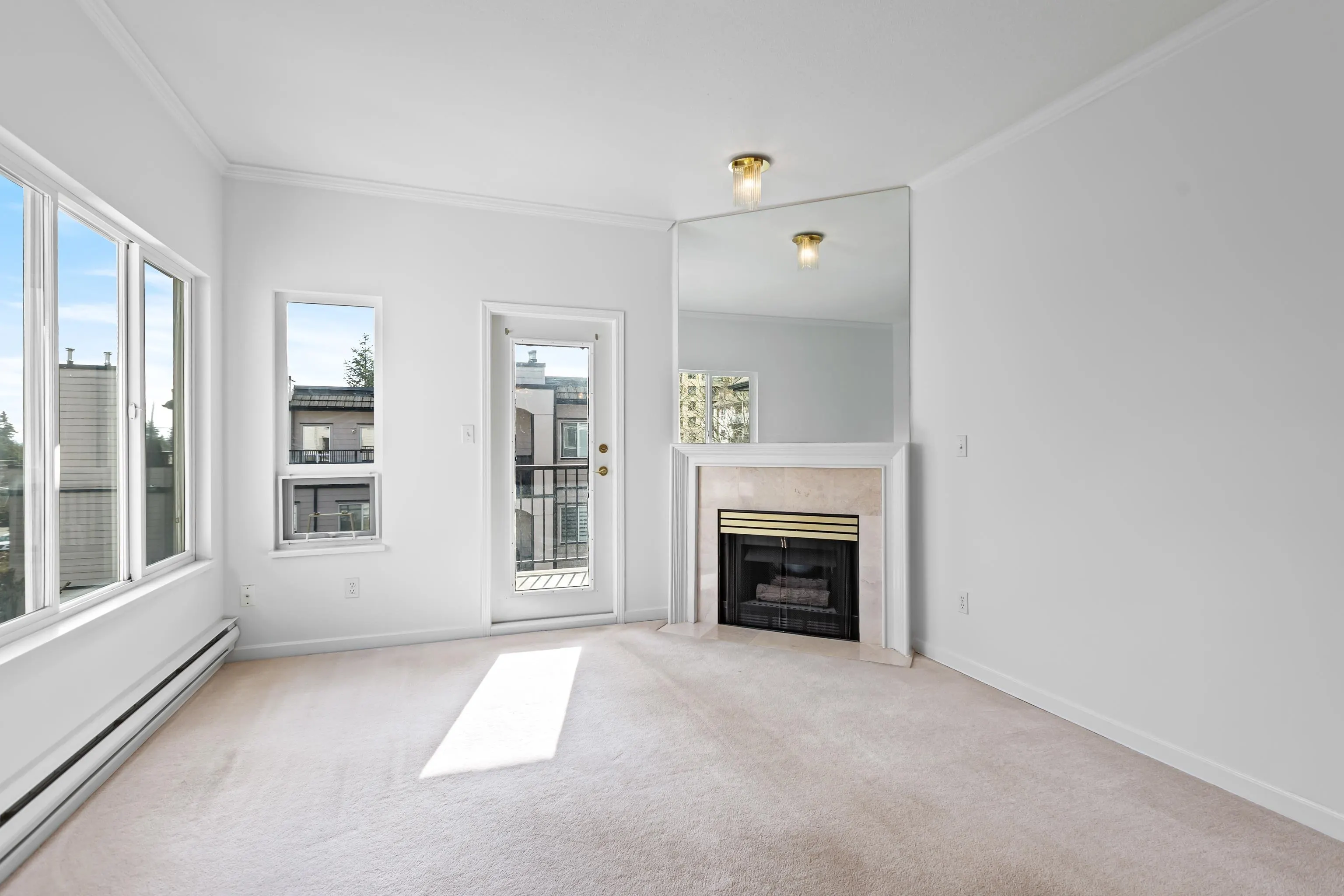 311 1533 Best Street