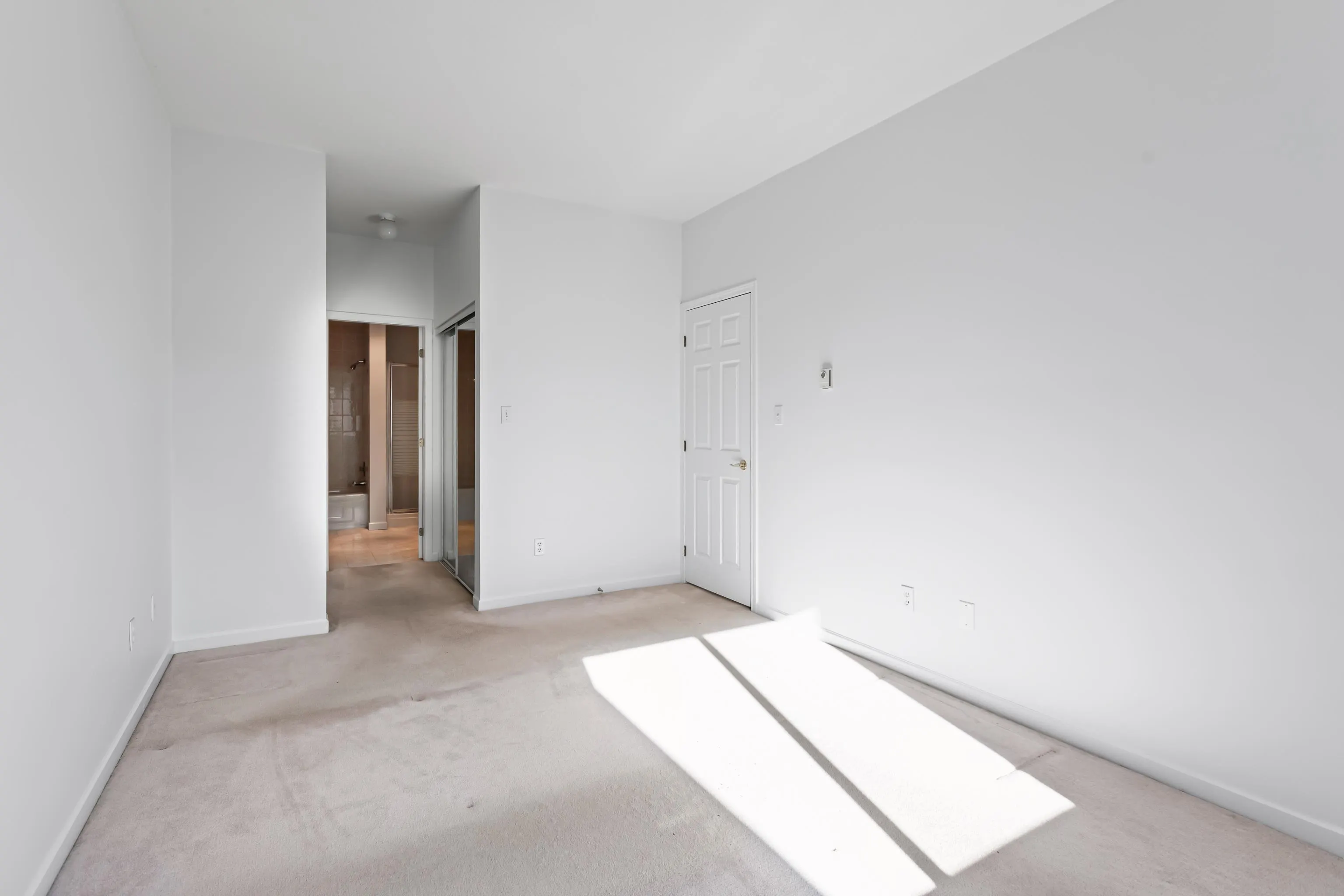 311 1533 Best Street