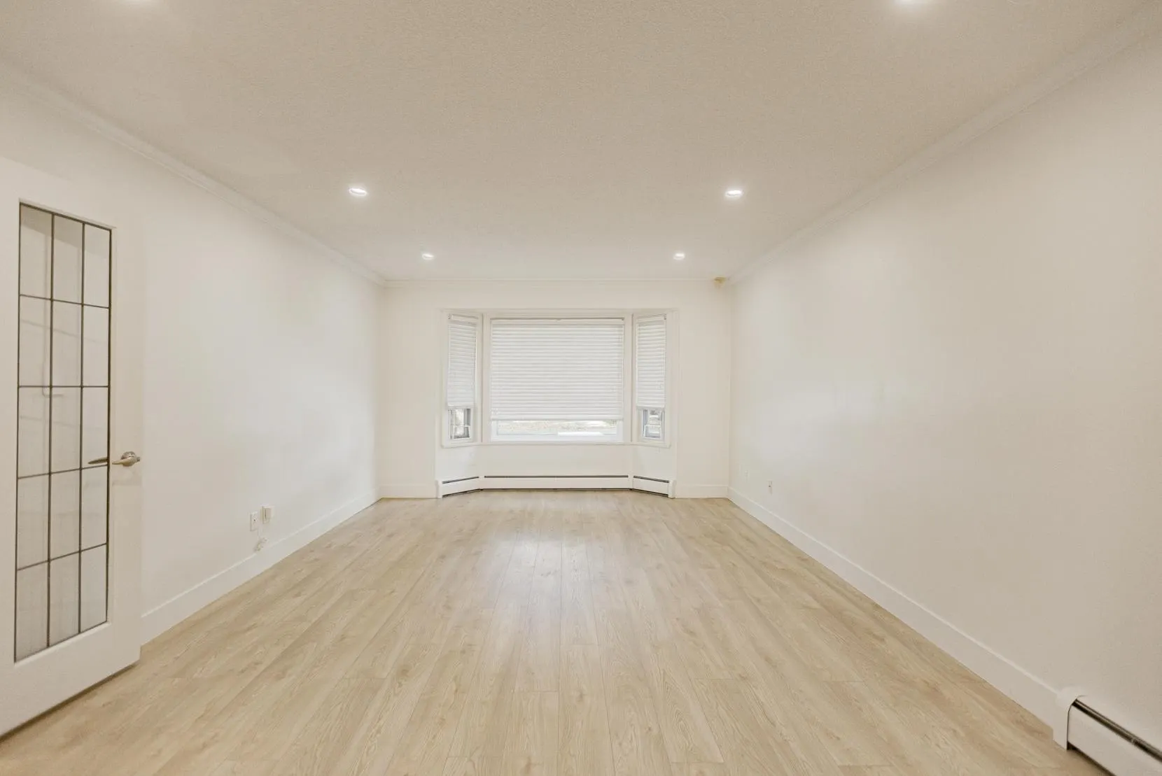 6220 Garnet Drive
