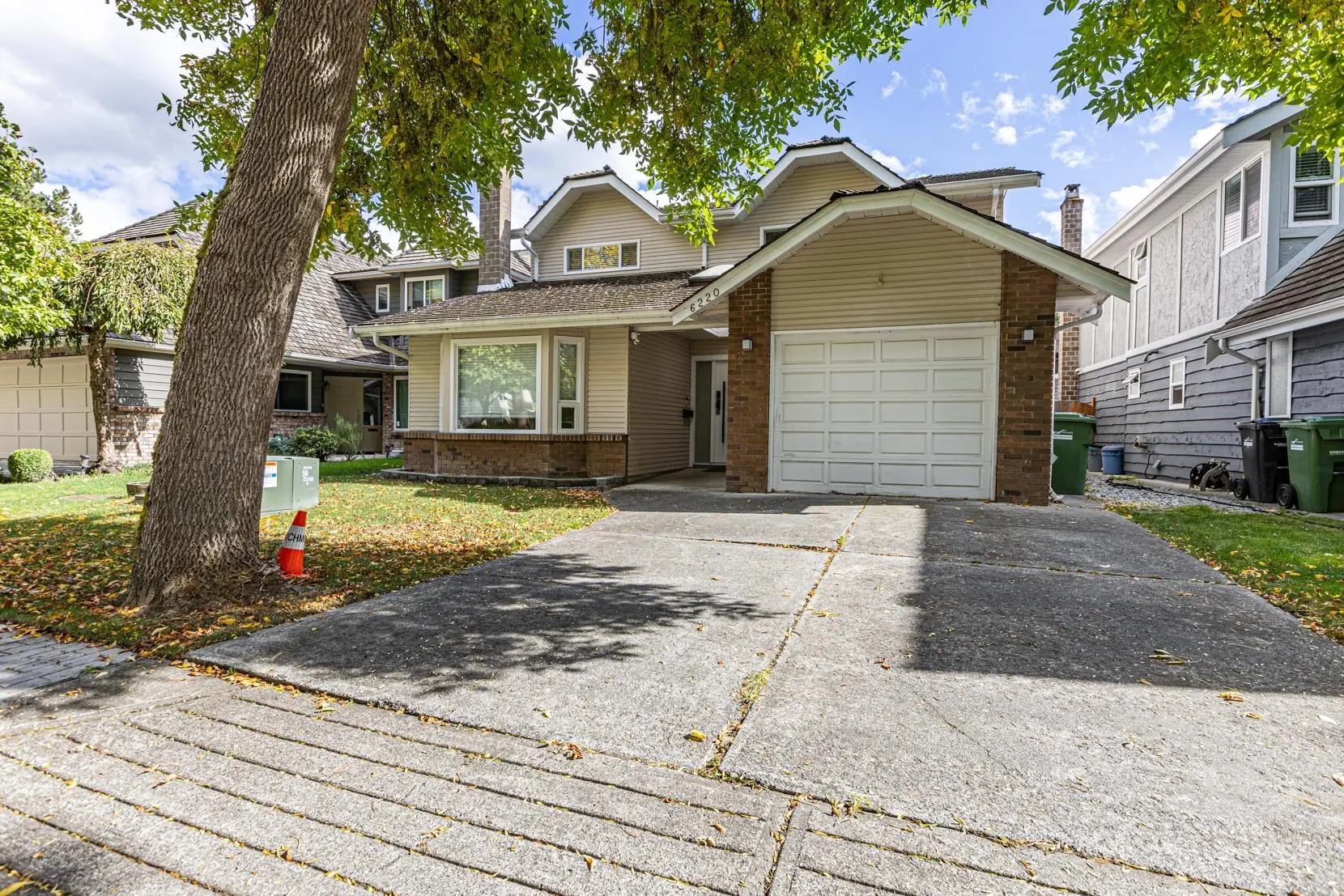 6220 Garnet Drive