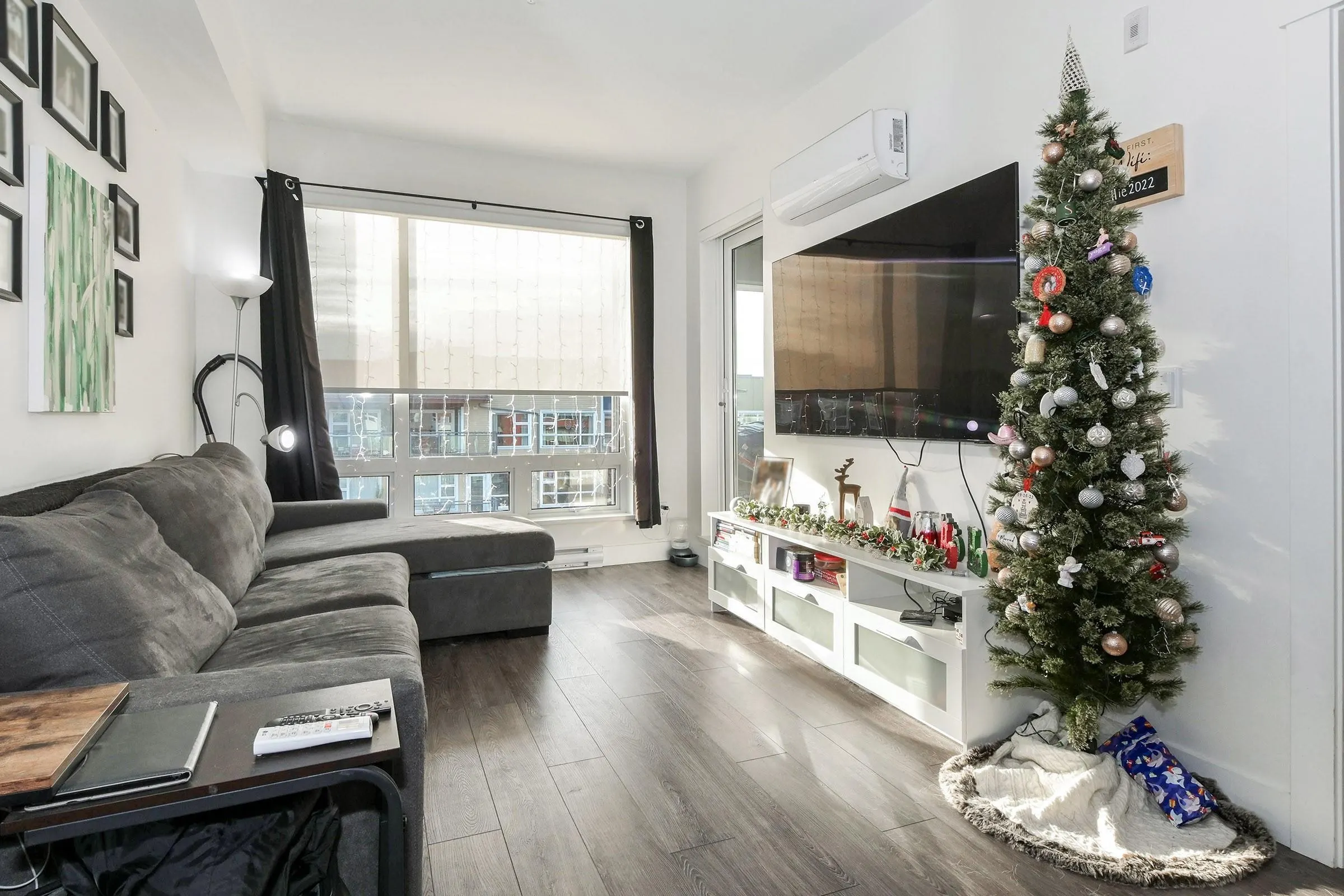 A414 20727 Willoughby Town Centre Drive