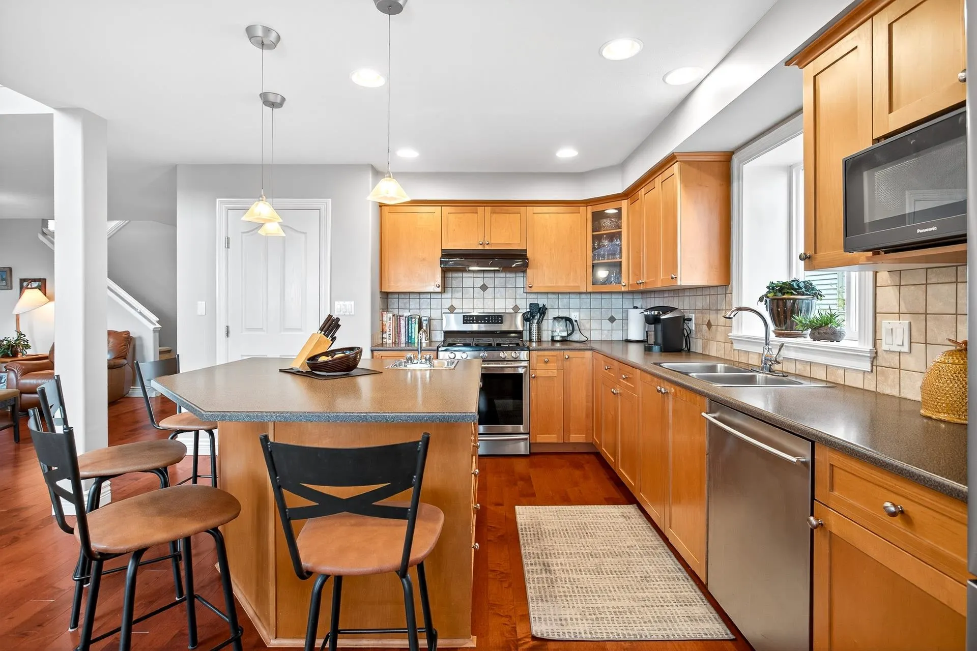 3028 Maplewood Court